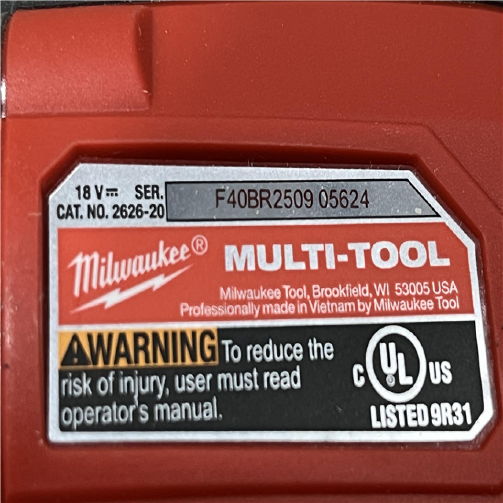 AS-IS Milwaukee 18V Lithium-Ion Cordless Oscillating Multi-Tool (Tool-Only)