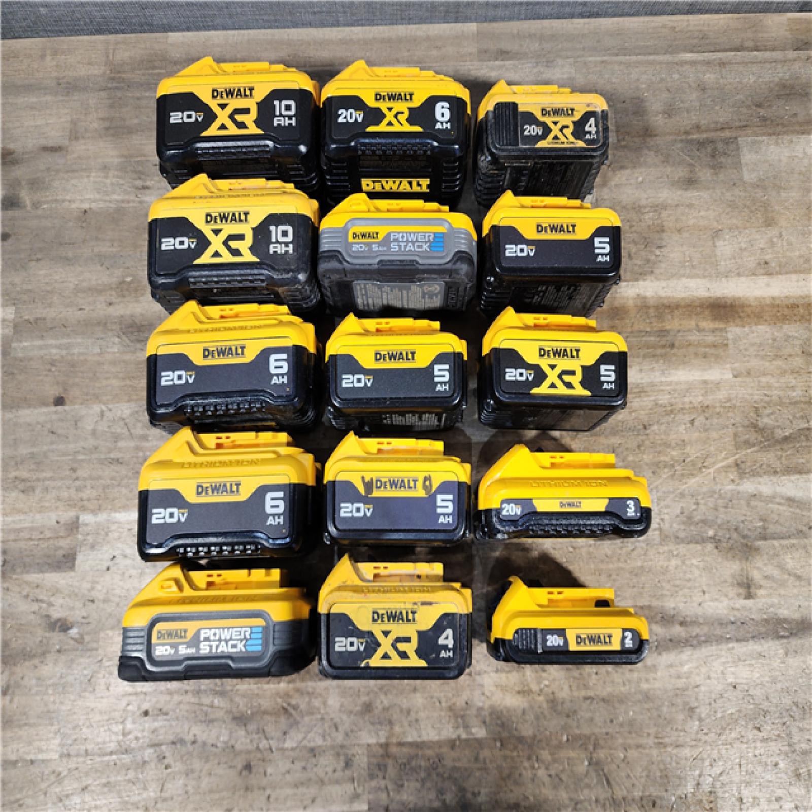 HOUSTON LOCATION - AS-IS DEWALT BATTERY PACK QTY - 15