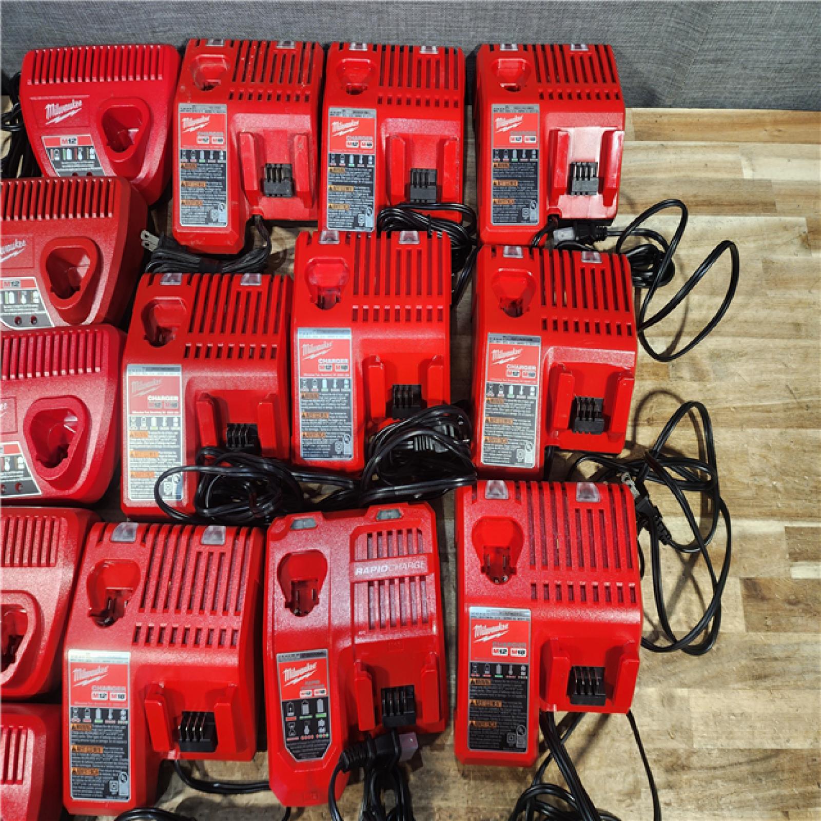 HOUSTON LOCATION - AS - IS MILWAUKEE BATTERY CHARGER PACK QTY - 15