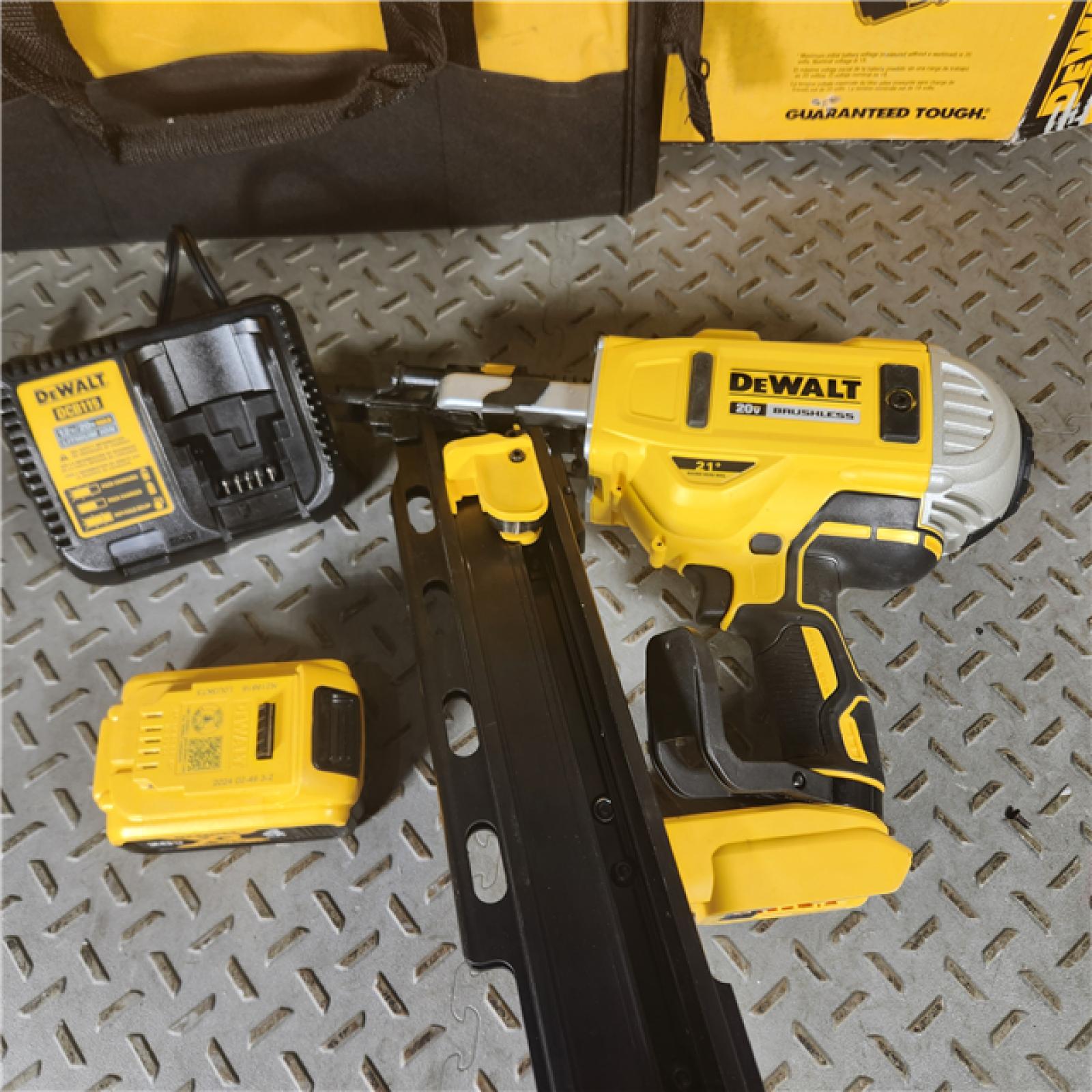 Houston Location - As-Is DeWalt 20V MAX Collated Cordless Framing Nailer Tool Kit with Rafter Hook