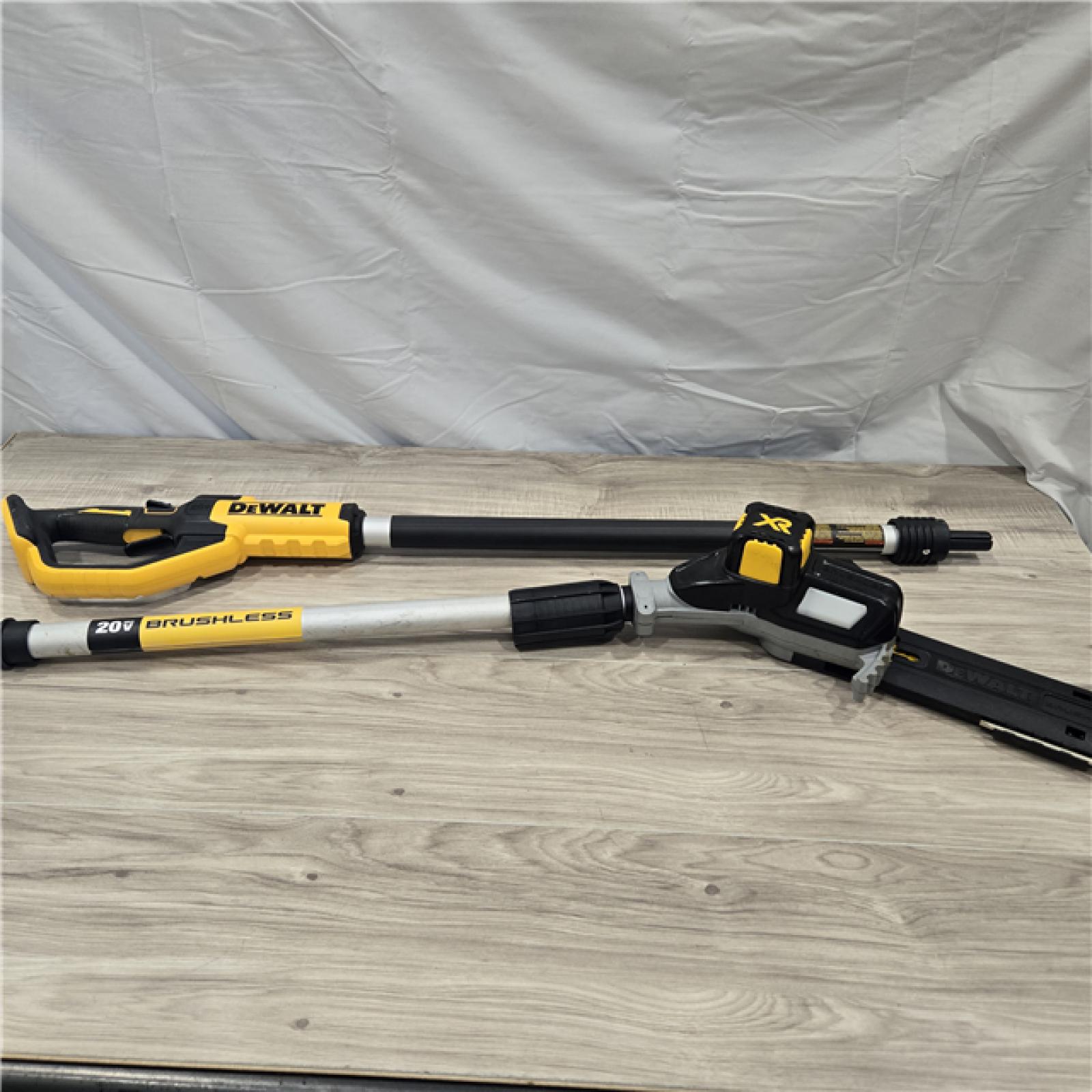 AS-IS DEWALT 20V MAX 8in. Brushless Cordless Pole Saw (Tool Only)