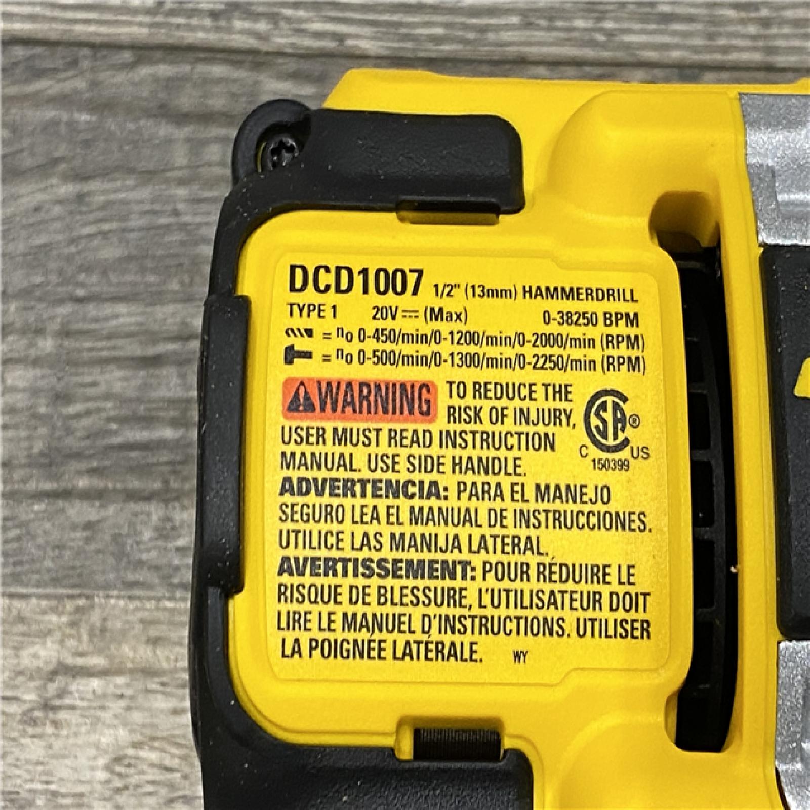 AS-IS DEWALT Atomic 20V Max Lithium-Ion Brushless Cordless Compact 1/4 in. Impact Driver Kit