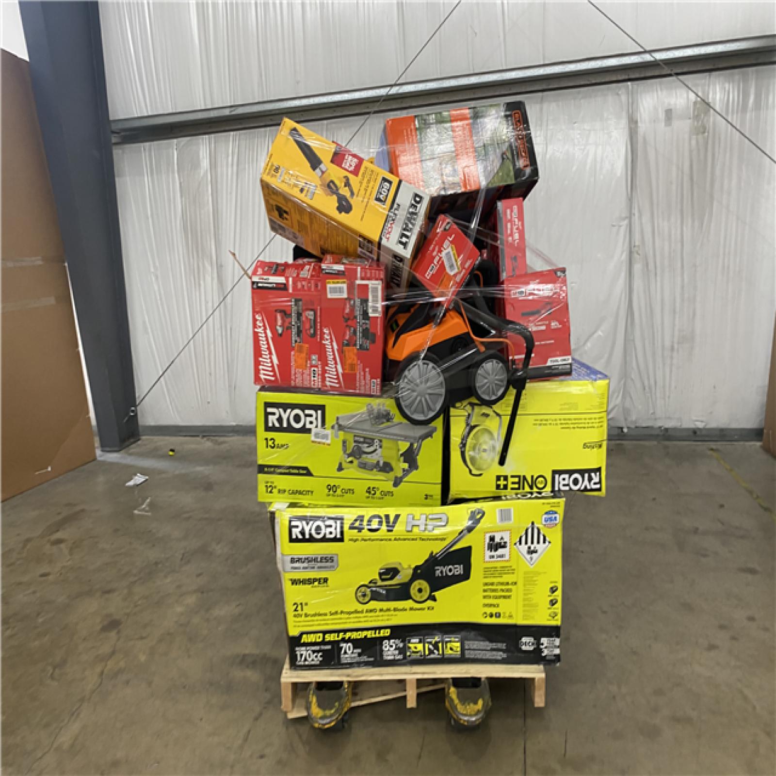 Houston Location AS IS - Tool Pallet