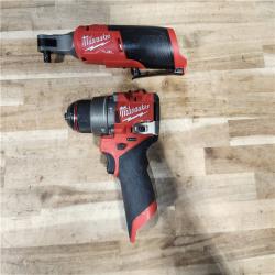 HOUSTON LOCATION - AS-IS MILWAUKEE 2 TOOL COMBO KIT W/ (2) BATTERY & CHARGER