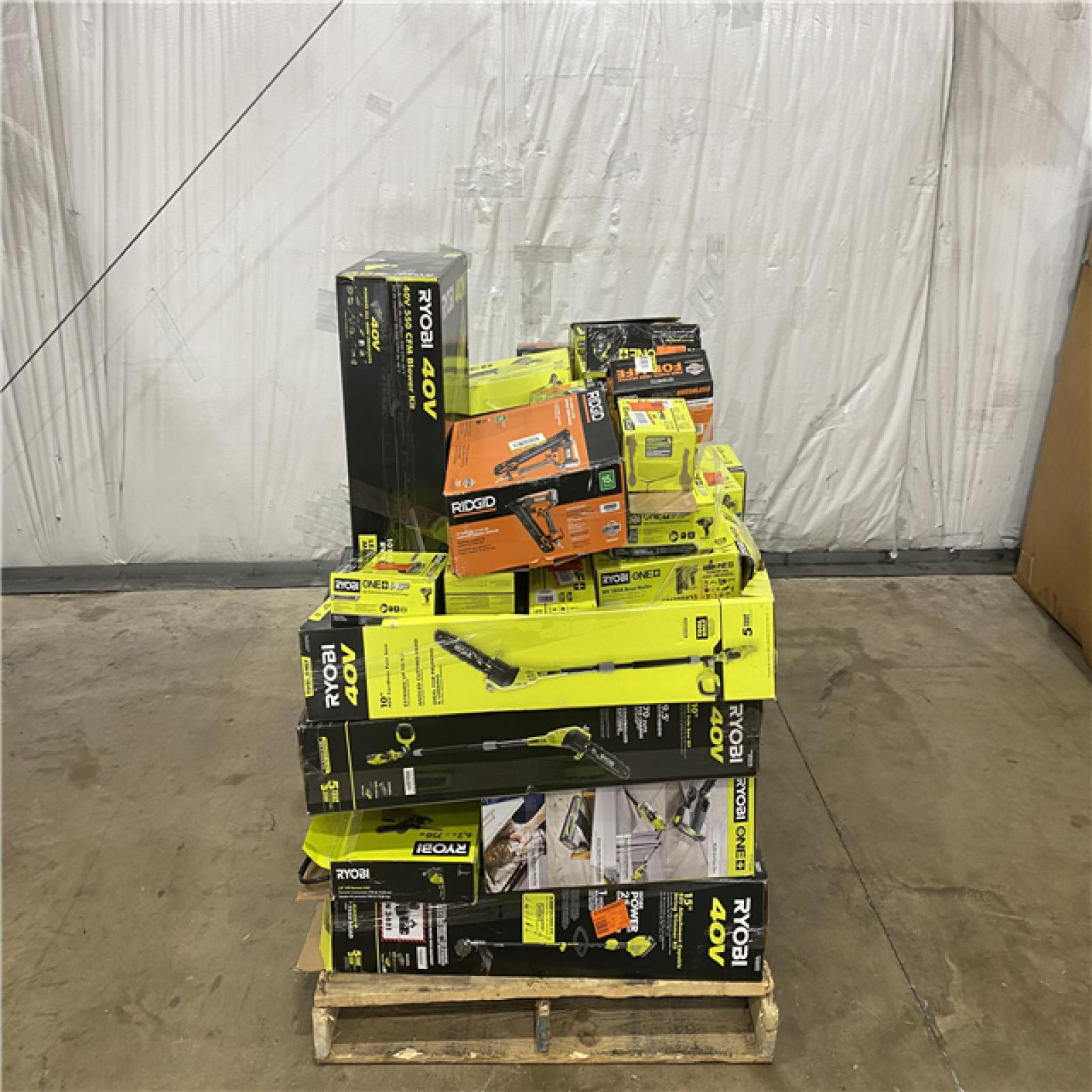 Houston Location AS IS - Tool Pallet