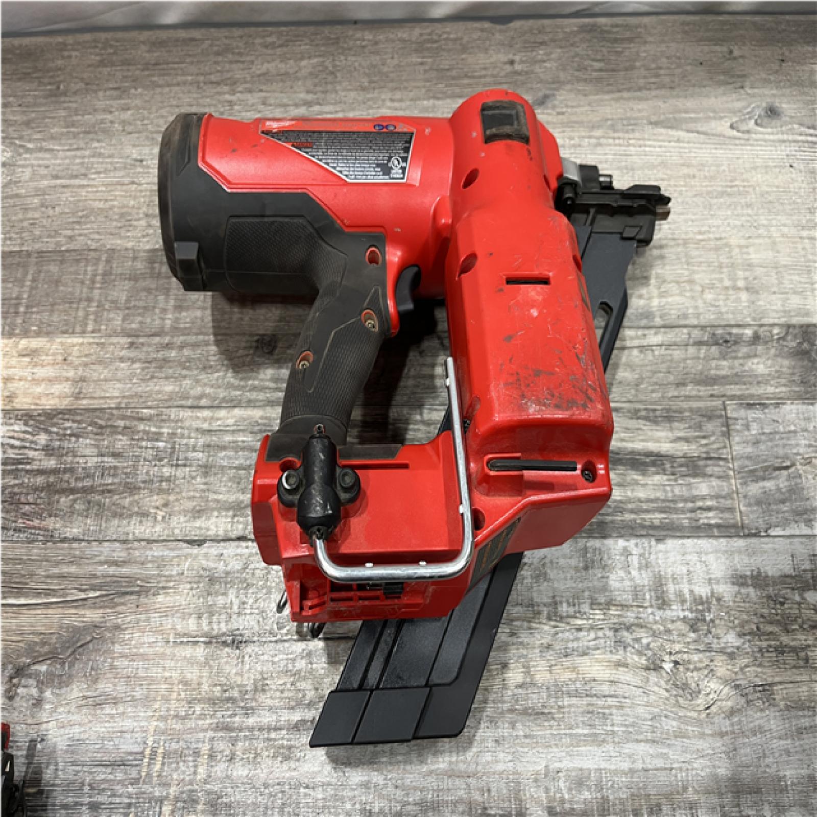 AS-IS Milwaukee FUEL 3-1/2 in. 18-Volt 30-Degree Lithium-Ion Brushless Cordless Framing Nailer (Tool-Only)