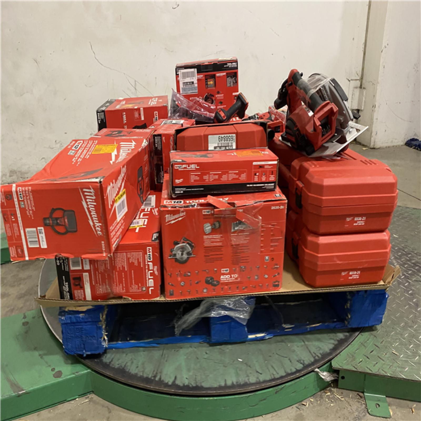 Dallas Location - As-Is MILWAUKEE Tool Pallet