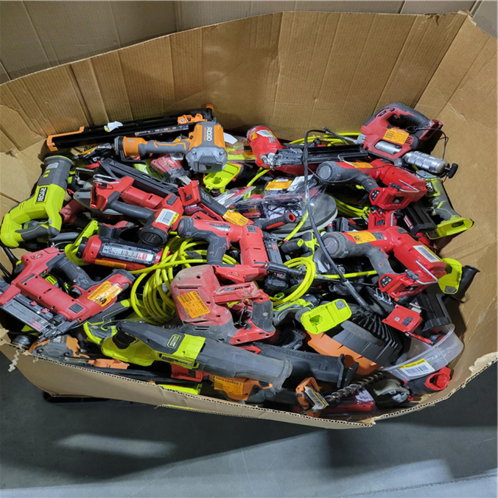 PHOENIX AS-IS TOOL PALLET