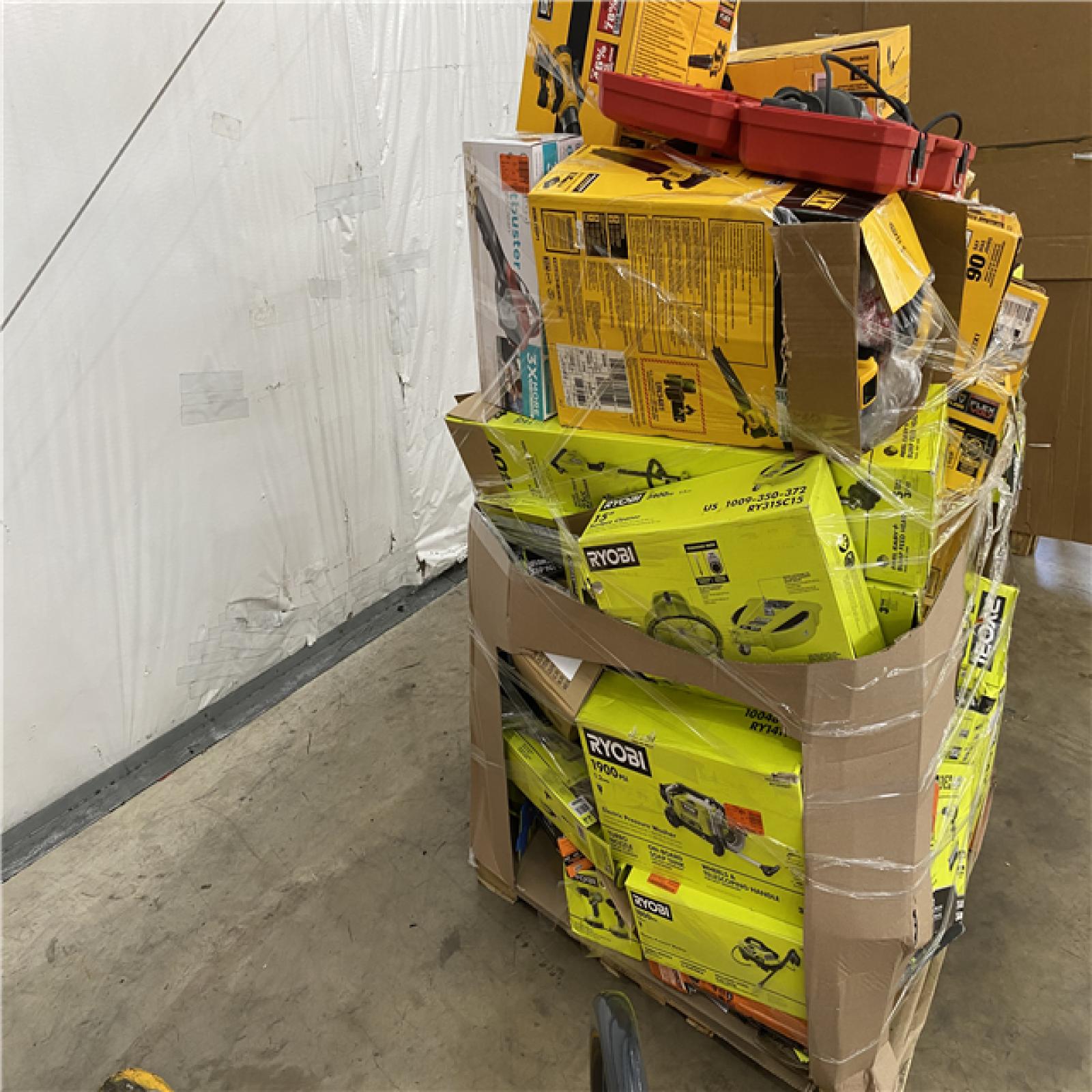 Houston Location AS IS - Tool Pallet
