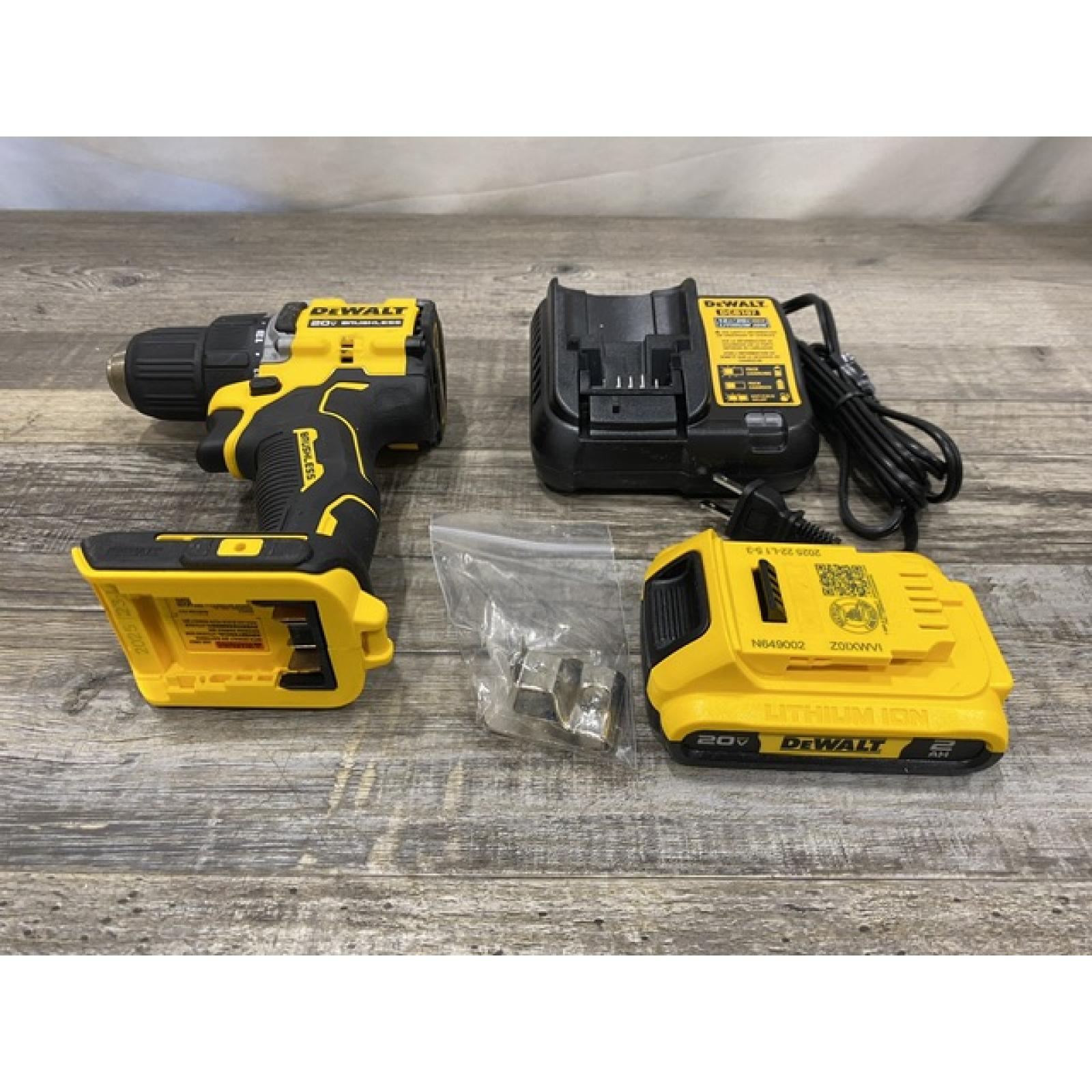 AS-IS DEWALT Atomic 20V Lithium-Ion Cordless Compact 1/2 in. Drill/Driver Kit