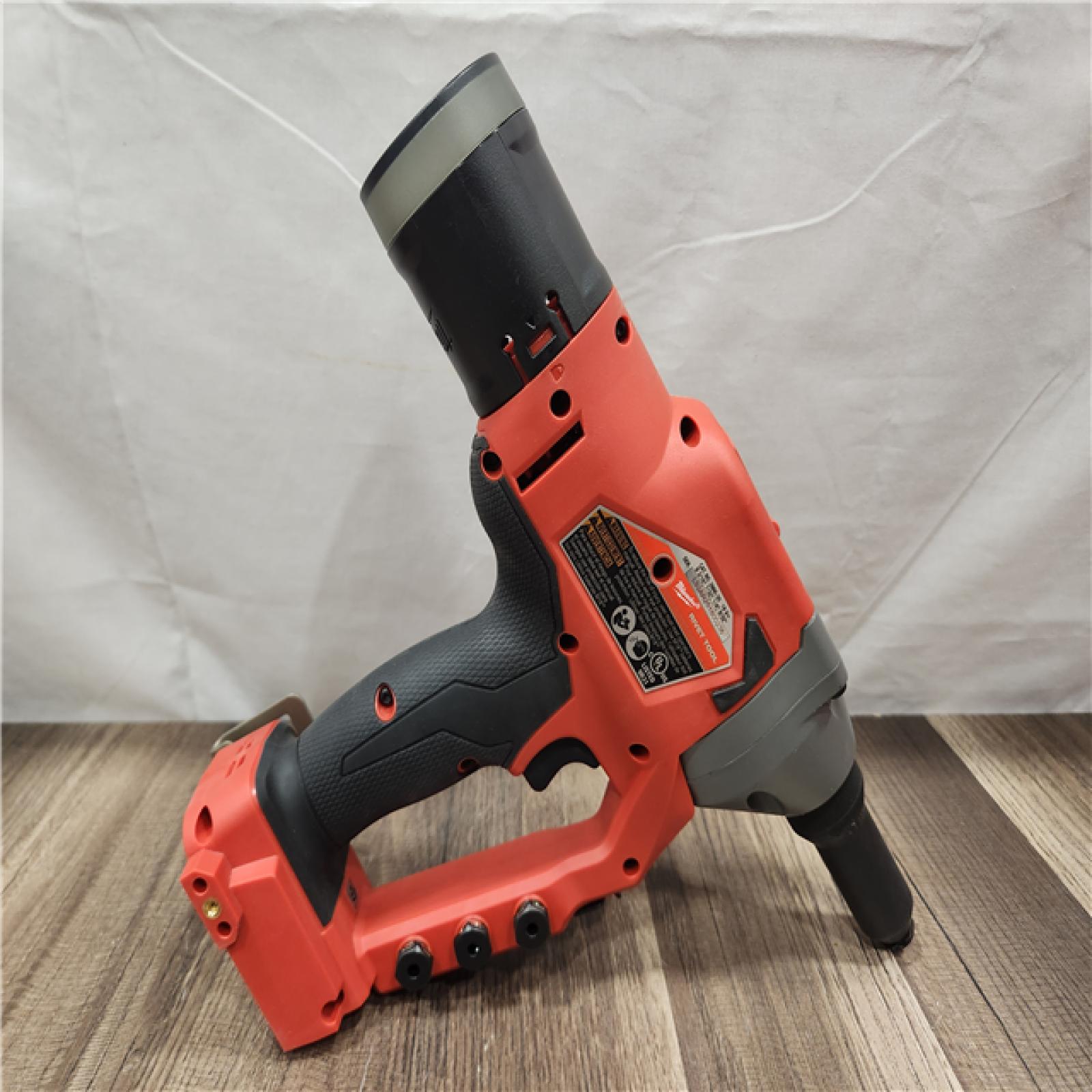 AS-IS- M18 FUEL ONE-KEY 18-Volt Lithium-Ion Cordless Rivet Tool (Tool-Only)