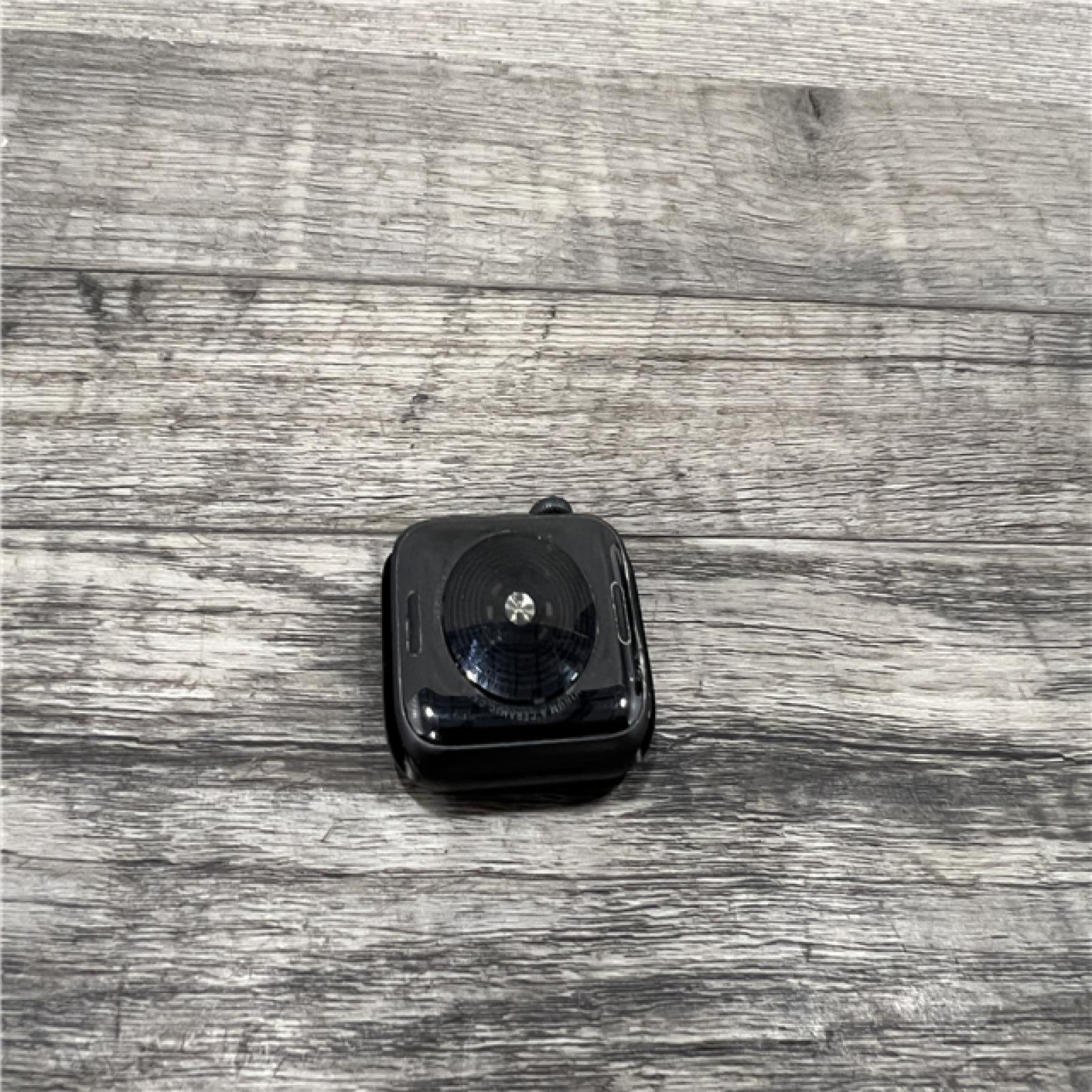 AS-IS Apple Watch SE (1st Gen) (GPS + Cellular)  40mm, Space Gray Aluminum Case