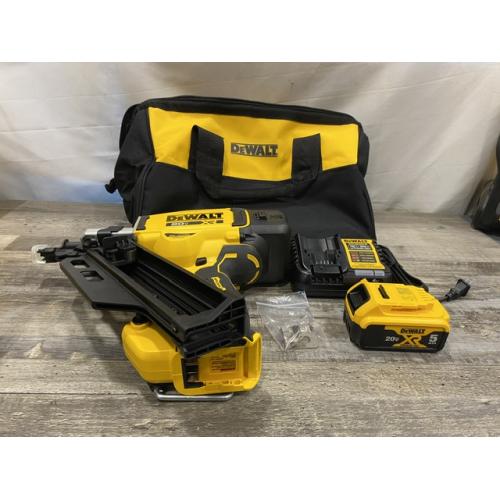 AS-IS DEWALT 20-Volt 30° Cordless Framing Nailer Kit