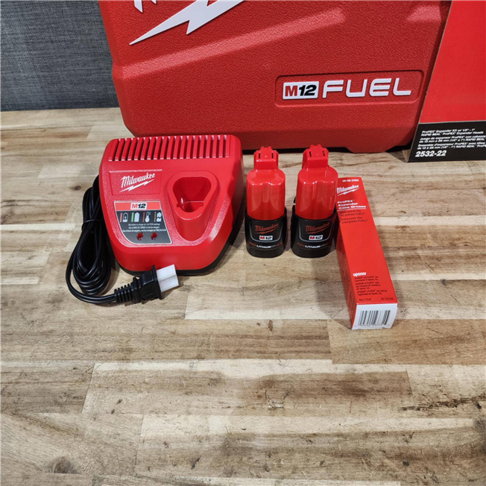 HOUSTON LOCATION - AS-IS (APPEARS LIKE NEW) Milwaukee M12 FUEL ProPEX Expander Tool Kit with 1/2 in. - 1 in.