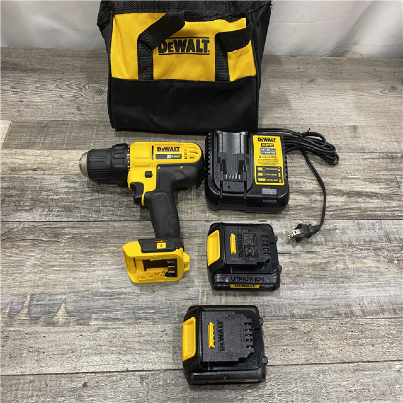 AS-IS DEWALT 20V MAX Cordless 1/2 in. Drill/Driver Kit