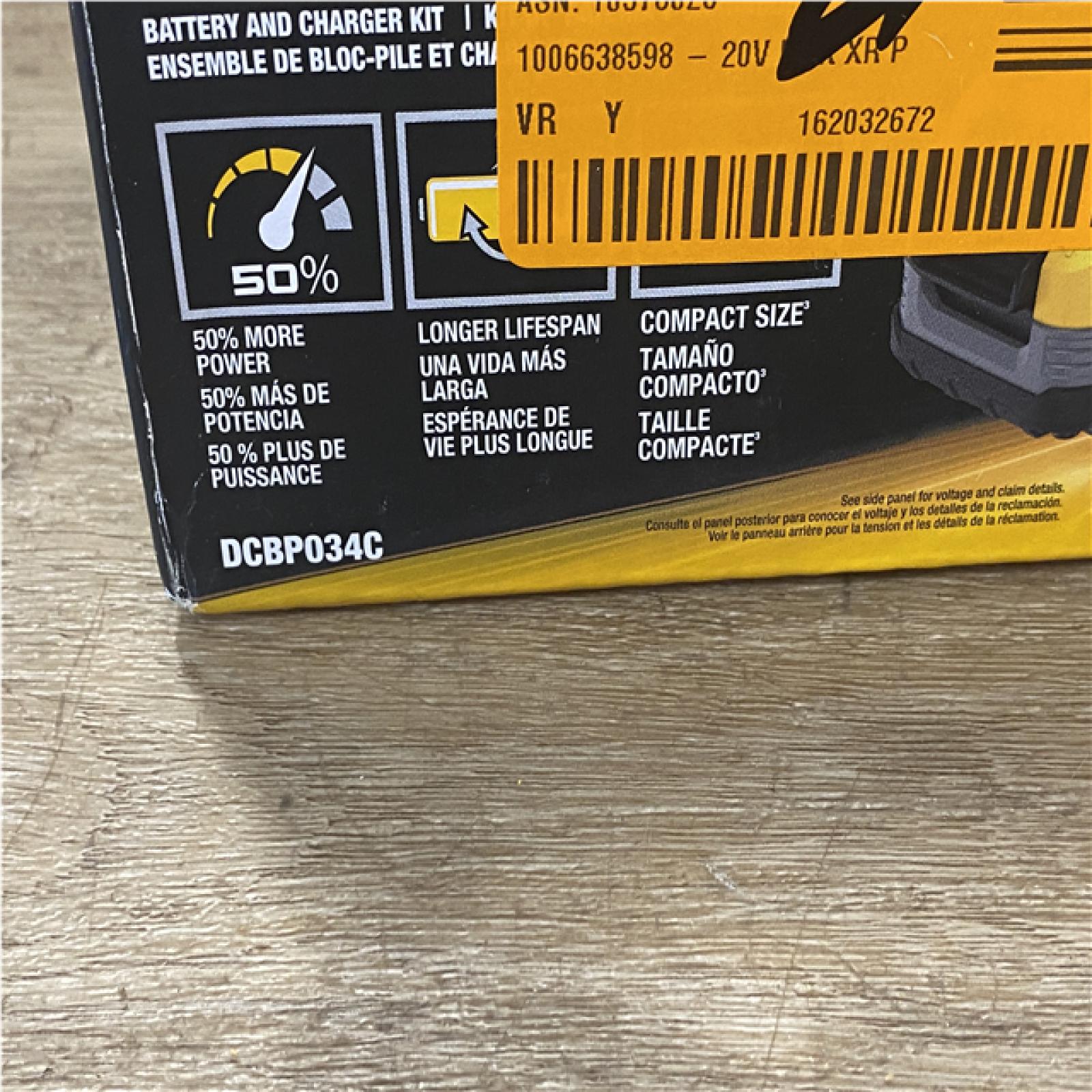 NEW DEWALT 20V MAX XR POWERSTACK Lithium-Ion Battery Starter Kit with 1.7Ah Battery and Charger
