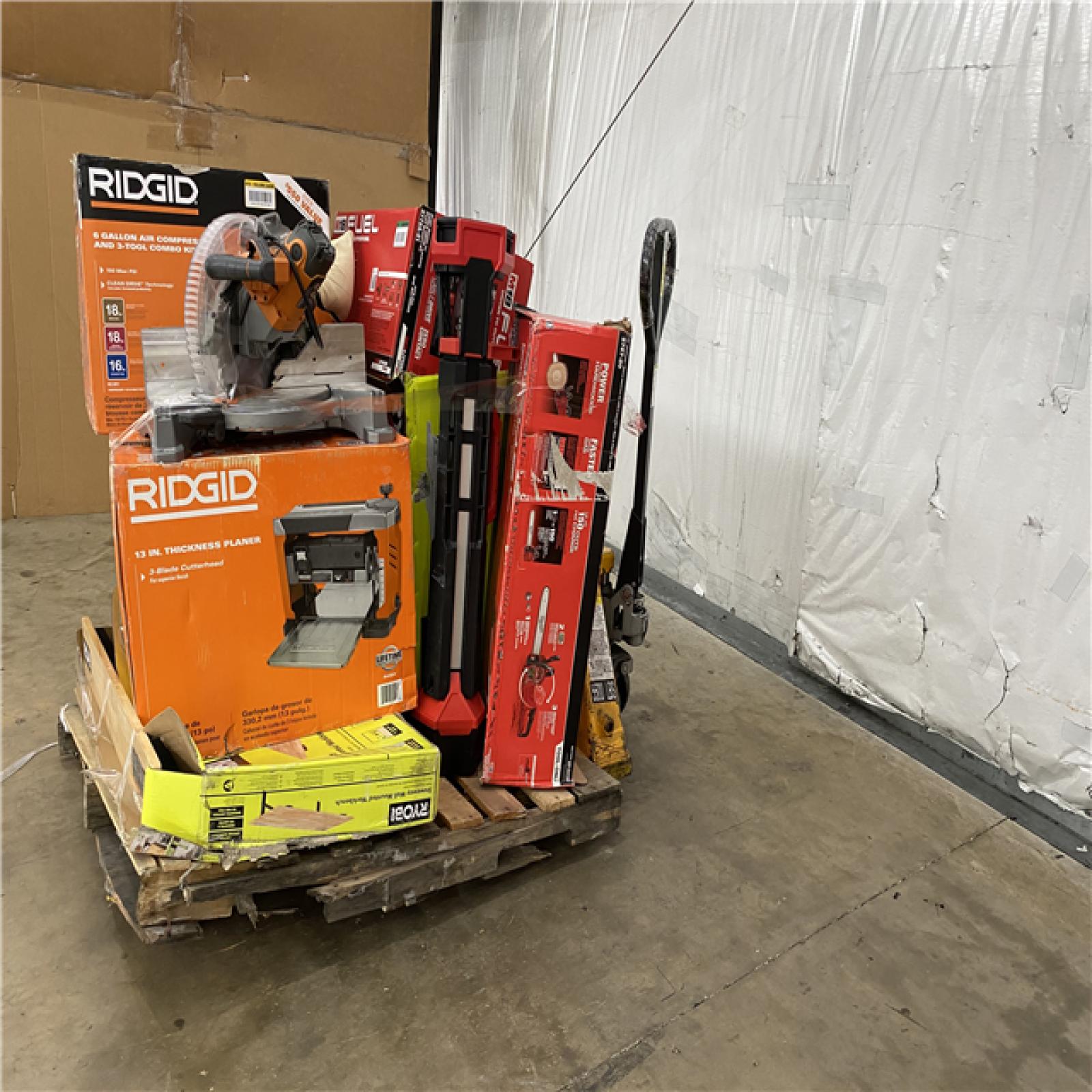 Houston Location AS IS - Tool Pallet