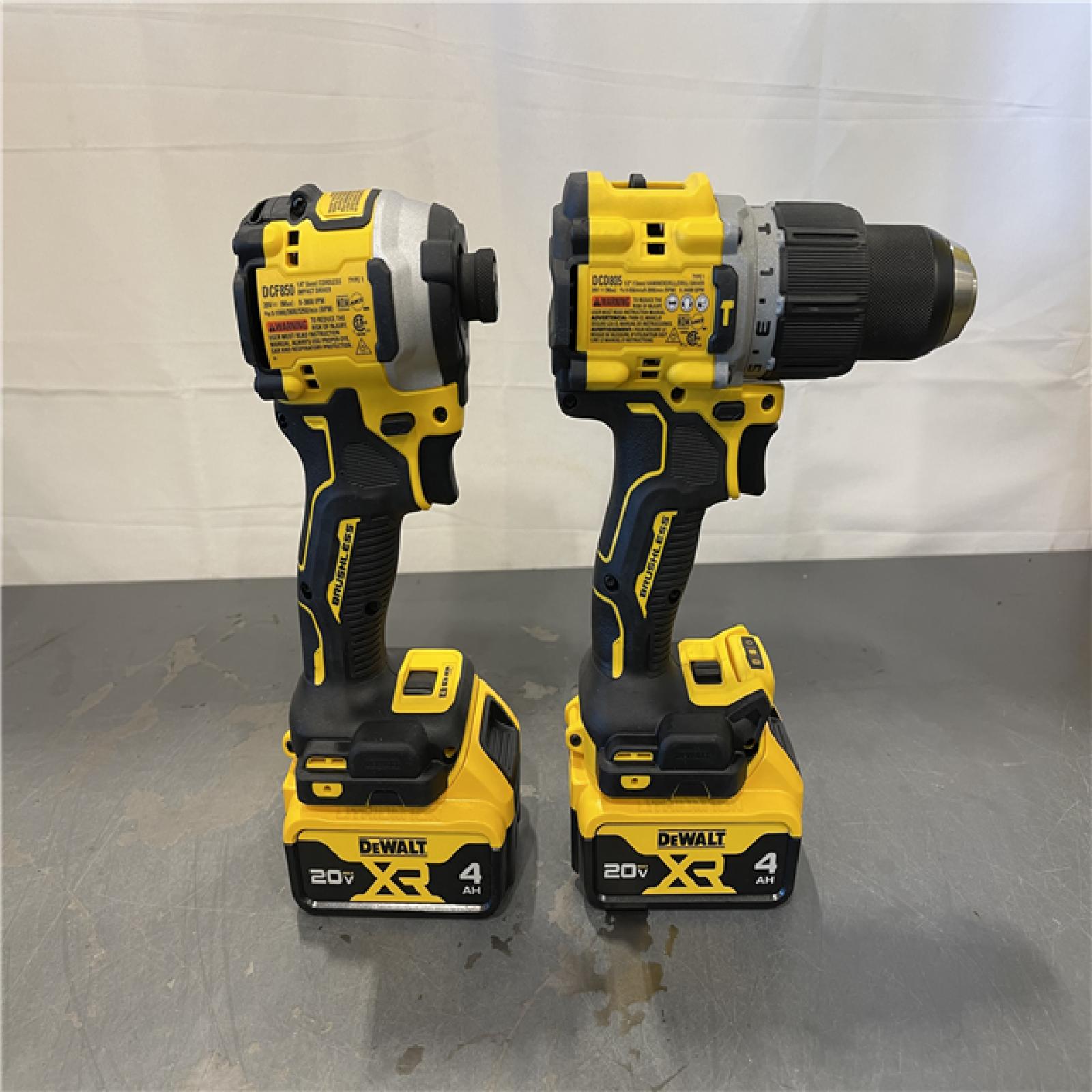 AS-IS - DEWALT 20V MAX XR Hammer Drill/ Impact Driver Kit