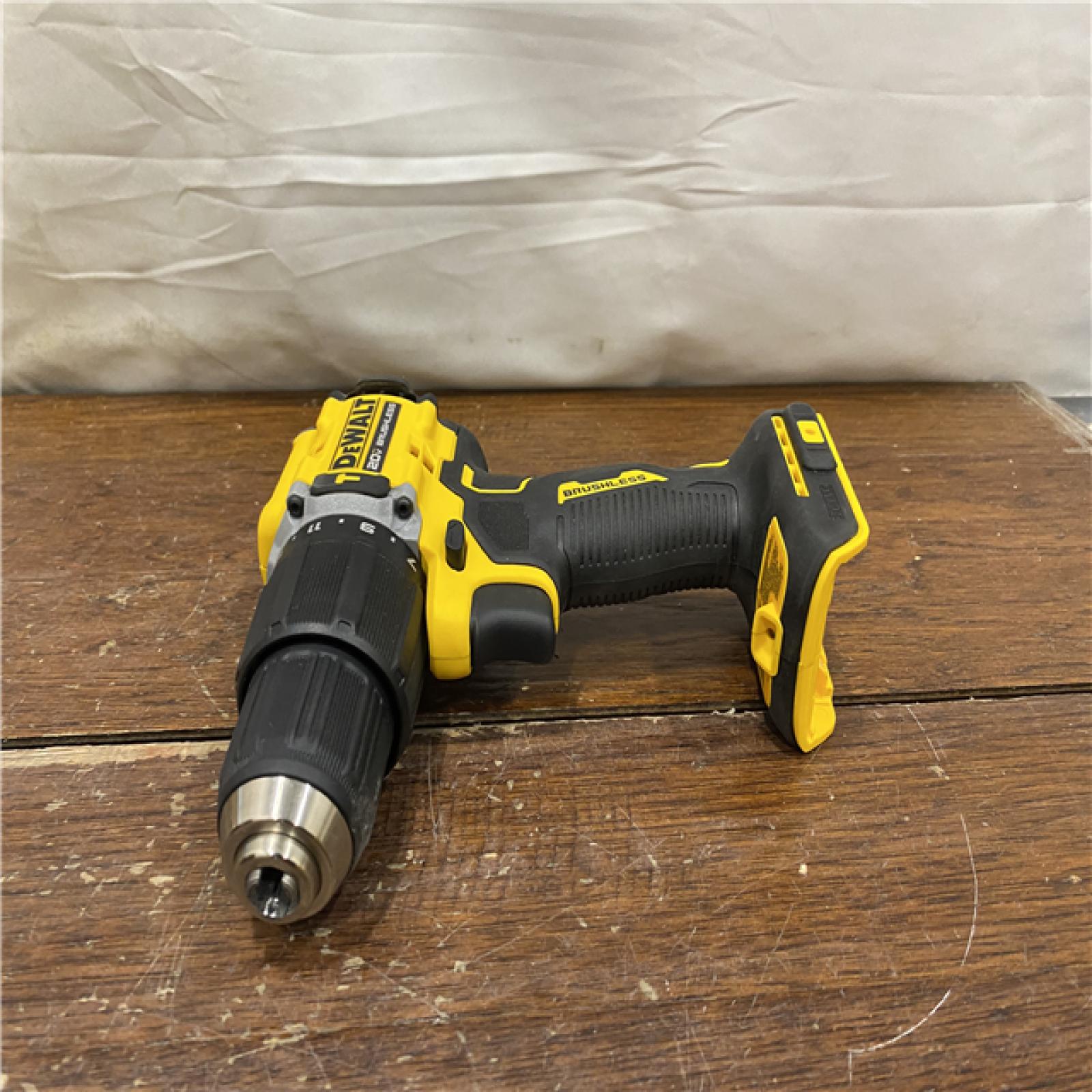 AS-IS DEWALT ATOMIC 20-Volt Lithium-Ion Cordless 1/2 in. Compact Hammer Drill with 3.0Ah Battery, Charger and Bag