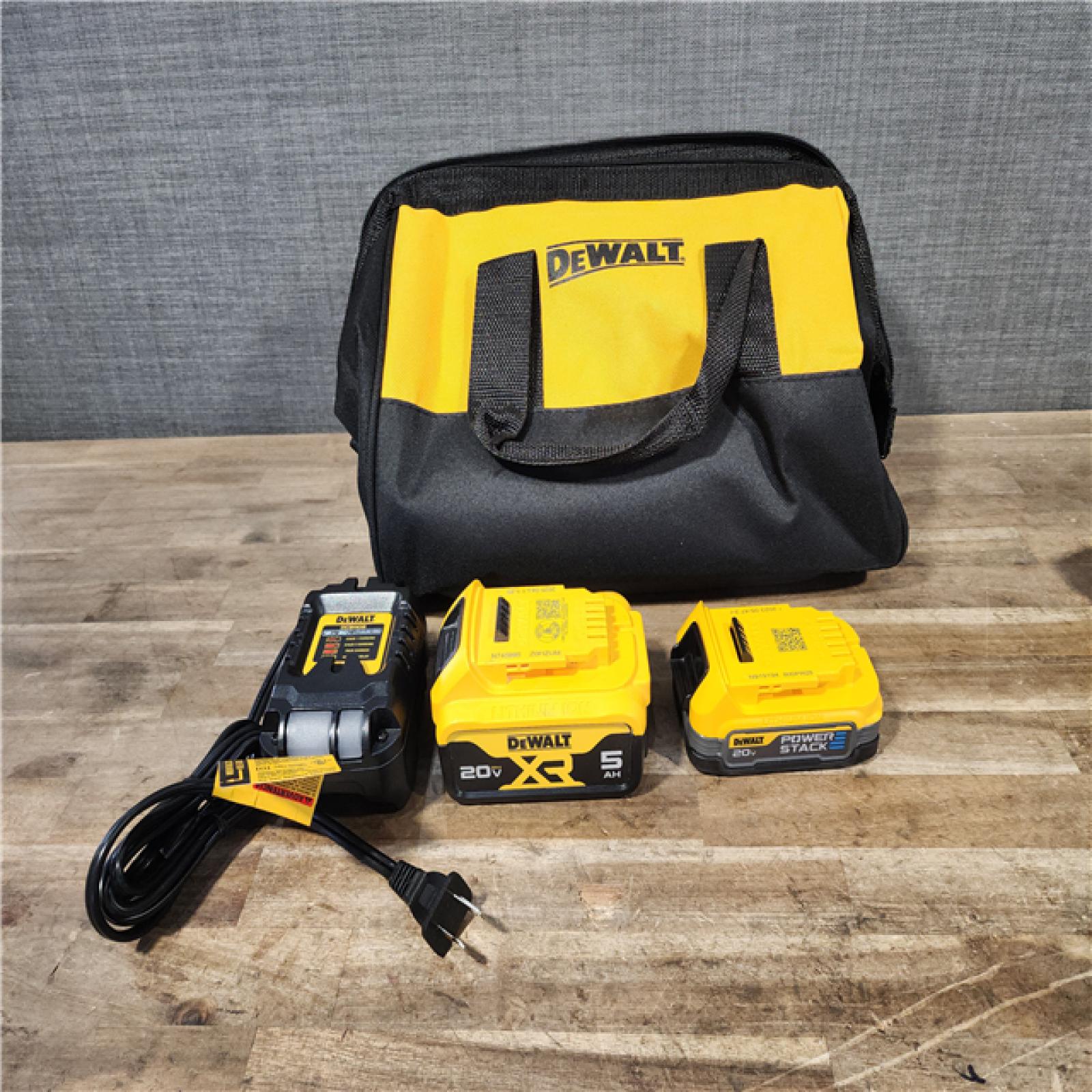HOUSTON LOCATION - AS-IS DEWALT 2 TOOL COMBO KIT W/ (2) BATTERY & CHARGER