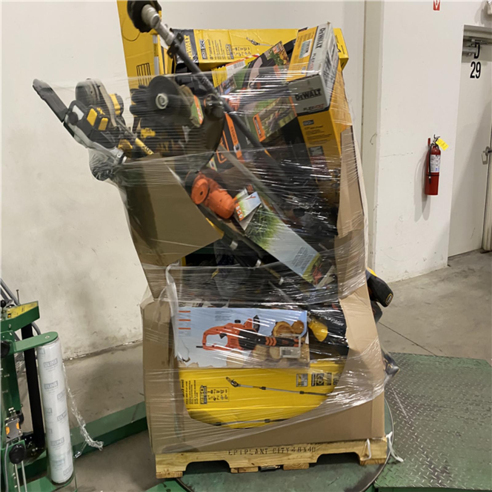 Dallas Location - As-Is DEWALT Tool Pallet