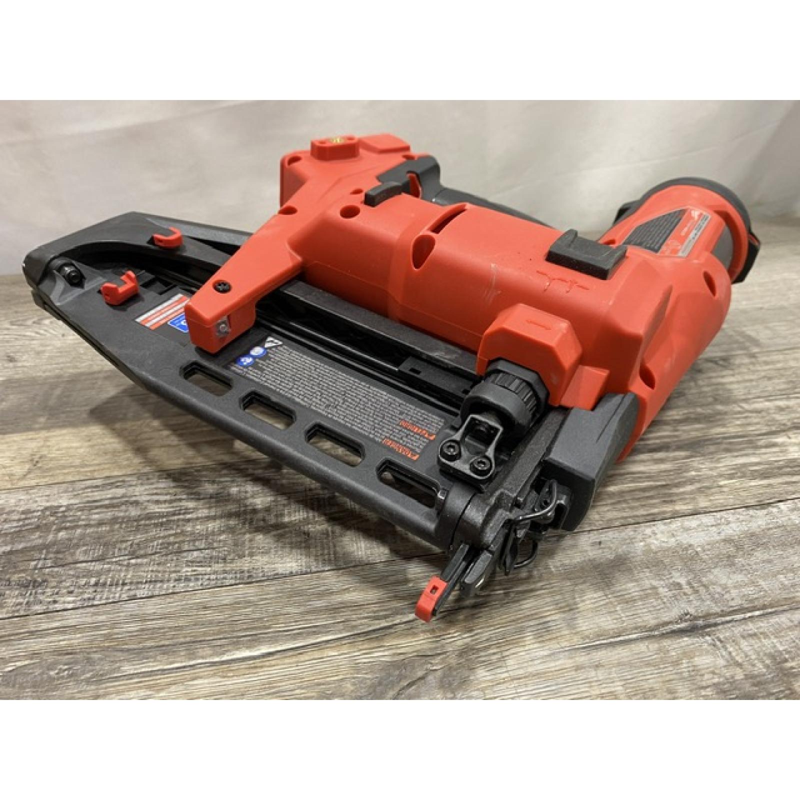 AS-IS Milwaukee FUEL 18-Volt Lithium-Ion Brushless Cordless Gen ll 16-Gauge Straight Finish Nailer (Tool Only)