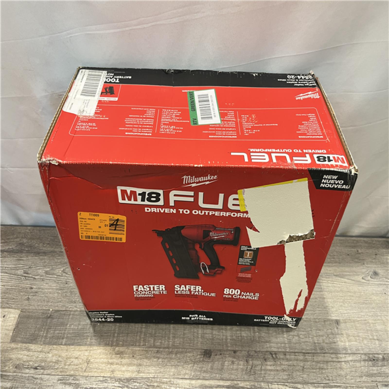 NEW - Milwaukee FUEL 18-Volt Brushless Lithium-Ion Cordless 21-Degree Duplex Nailer (Tool-Only)