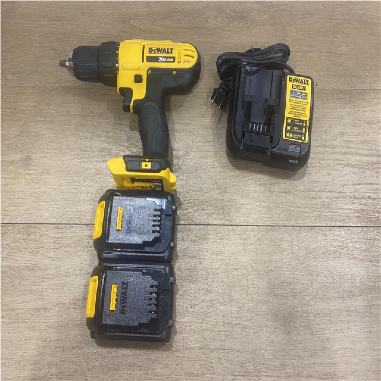 as-is DEWALT 20V MAX Cordless 1/2 in. Drill/Driver Kit