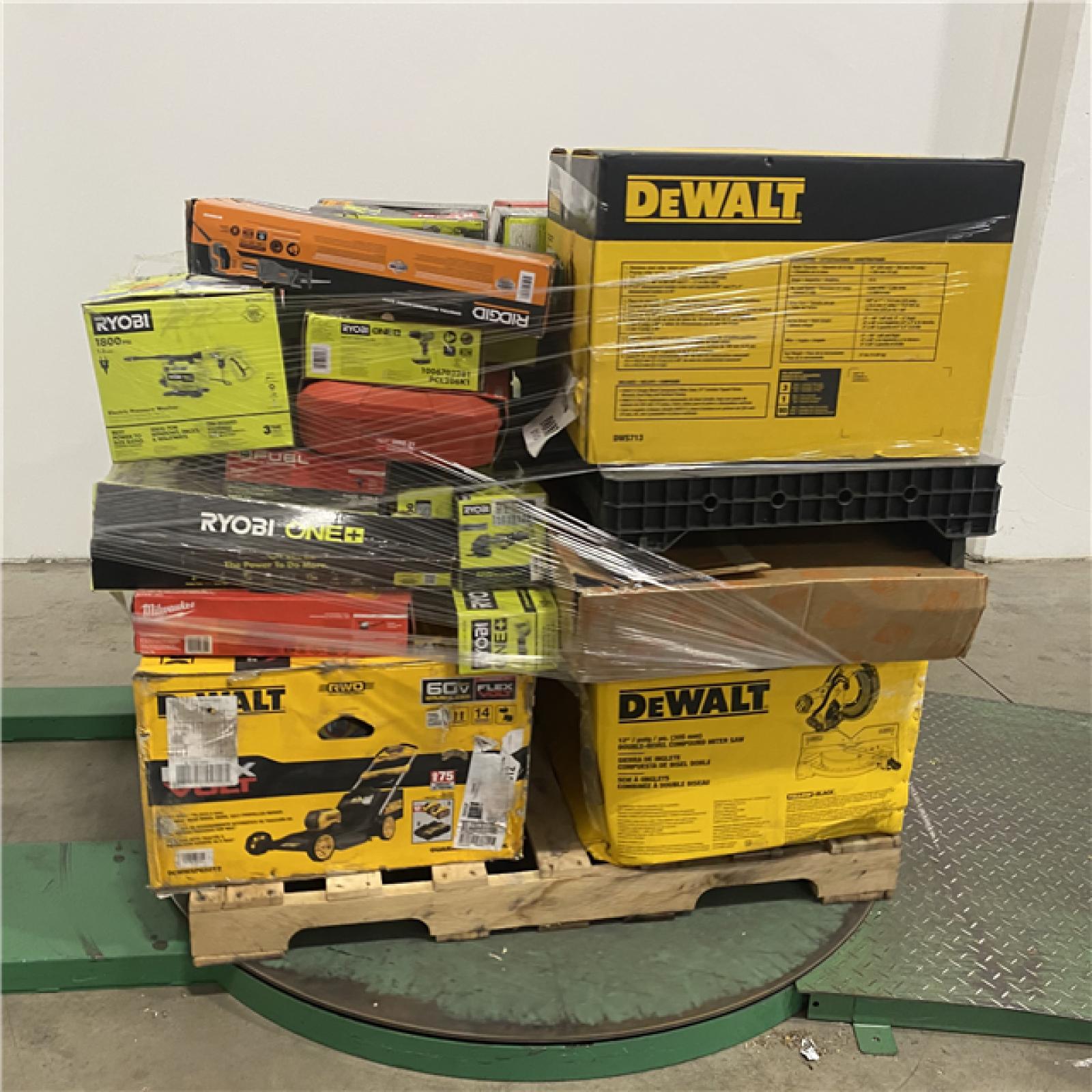 Dallas Location - As-Is Tool Pallet