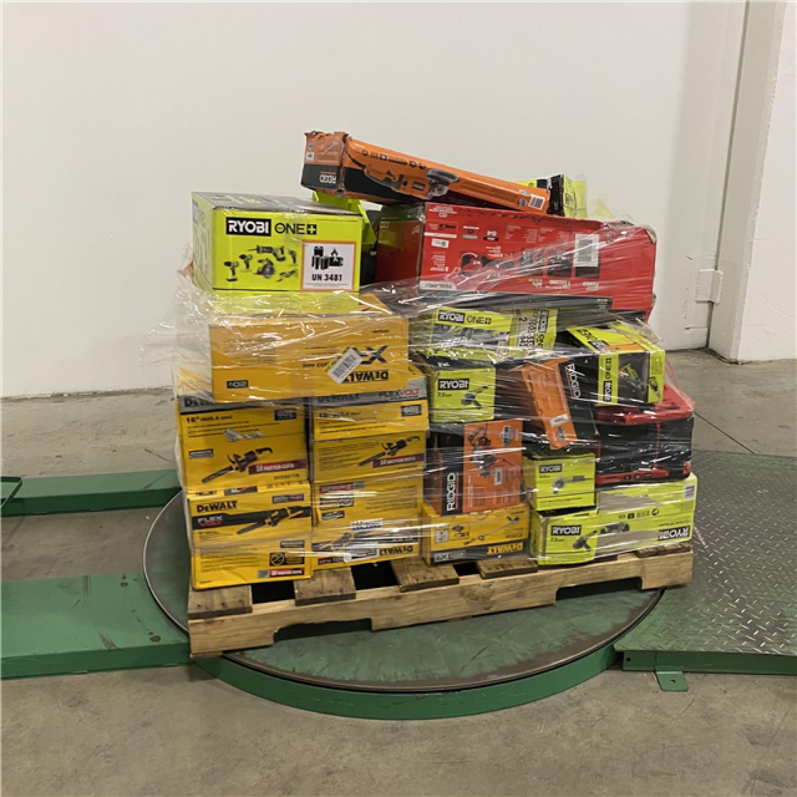 Dallas Location - As-Is Tool Pallet