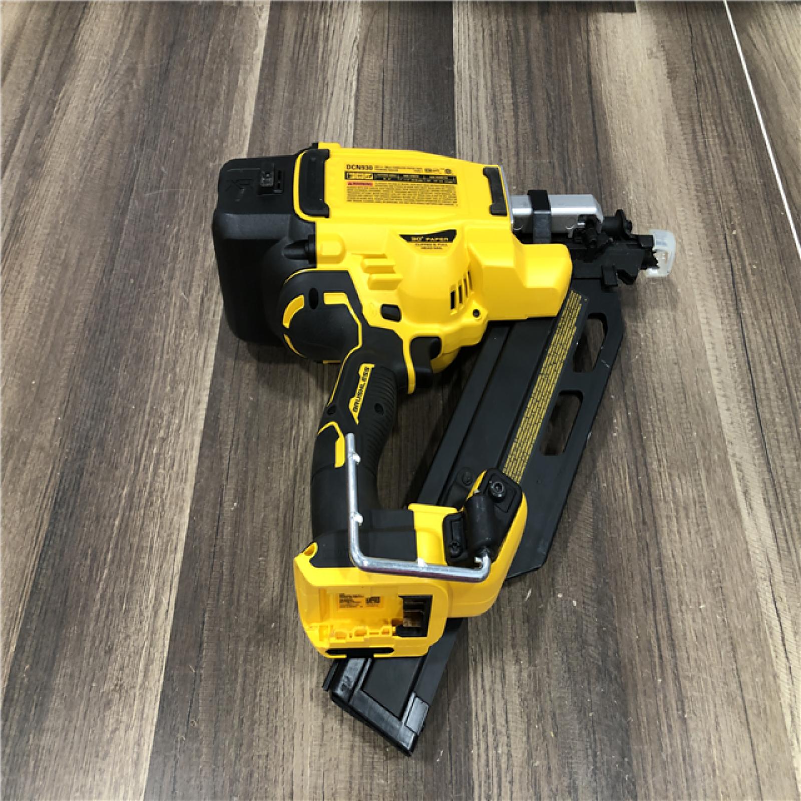 AS-IS DEWALT 20-Volt 30° Cordless Framing Nailer (Tool-Only)