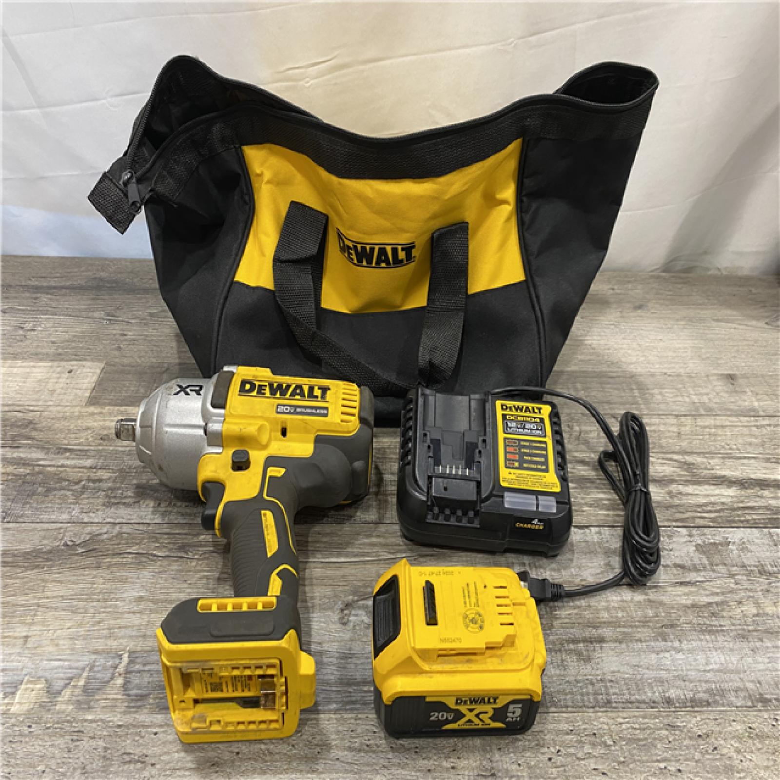 AS-IS DEWALT 20V MAX Lithium-Ion Cordless 1/2 in. Impact Wrench Kit