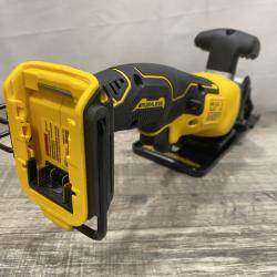 AS-IS DEWALT ATOMIC 20V MAX Cordless Brushless 4-1/2 in. Circular Saw (Tool Only)