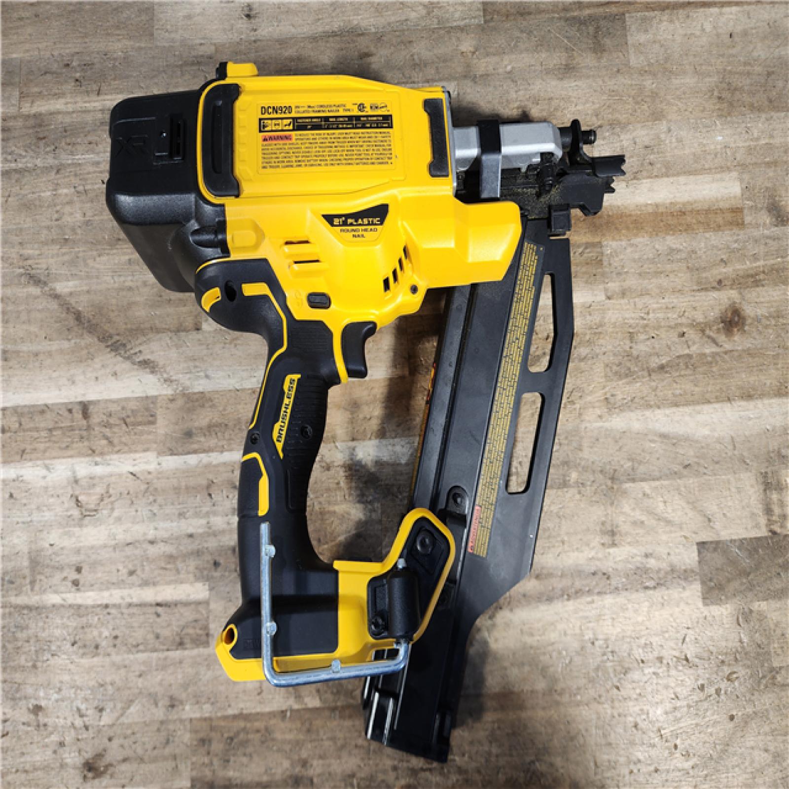 HOUSTON LOCATION - AS-IS DEWALT 20-Volt 21° Cordless Framing Nailer (Tool-Only)