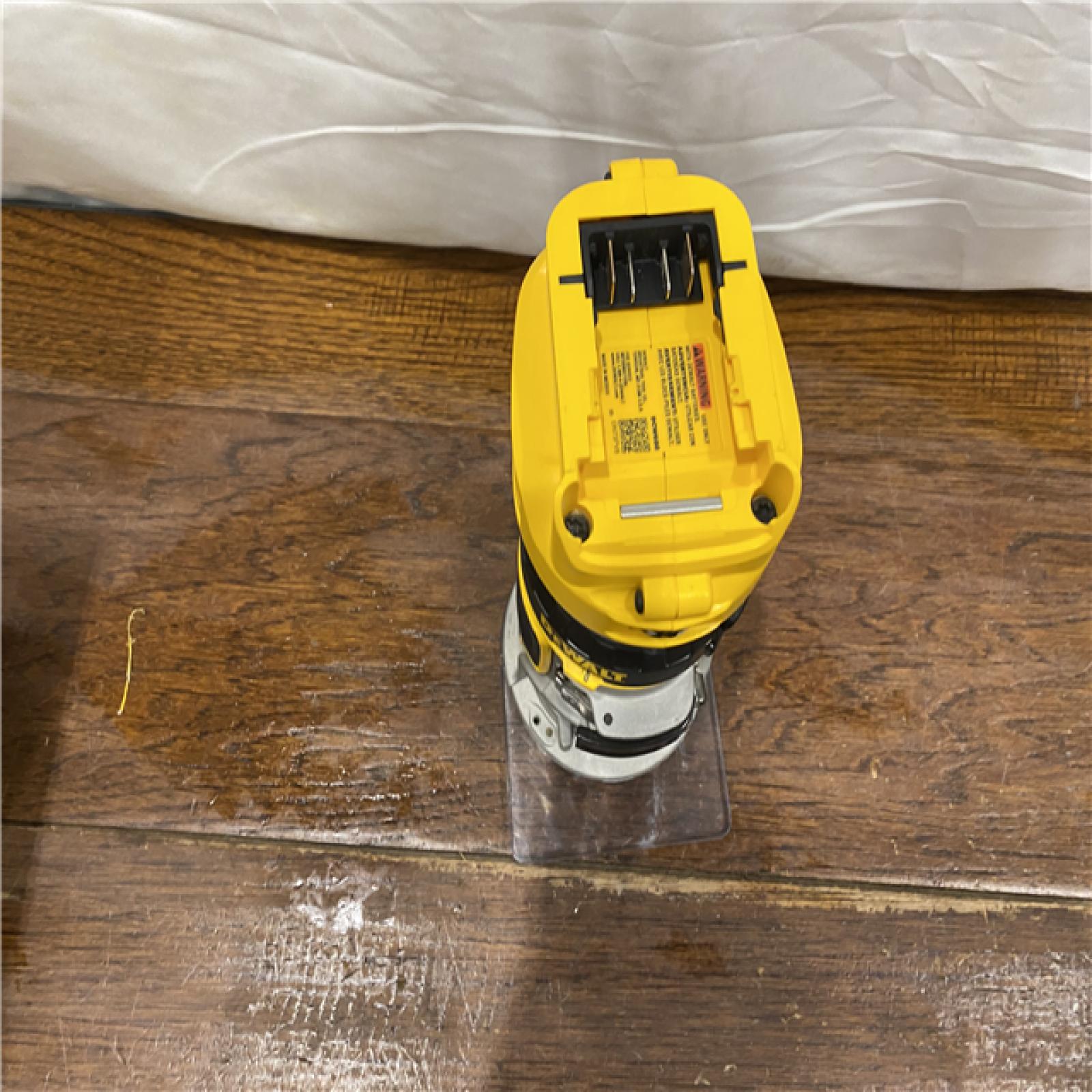 AS-IS Dewalt 20V MAX XR Brushless Cordless Compact Router (Tool Only)