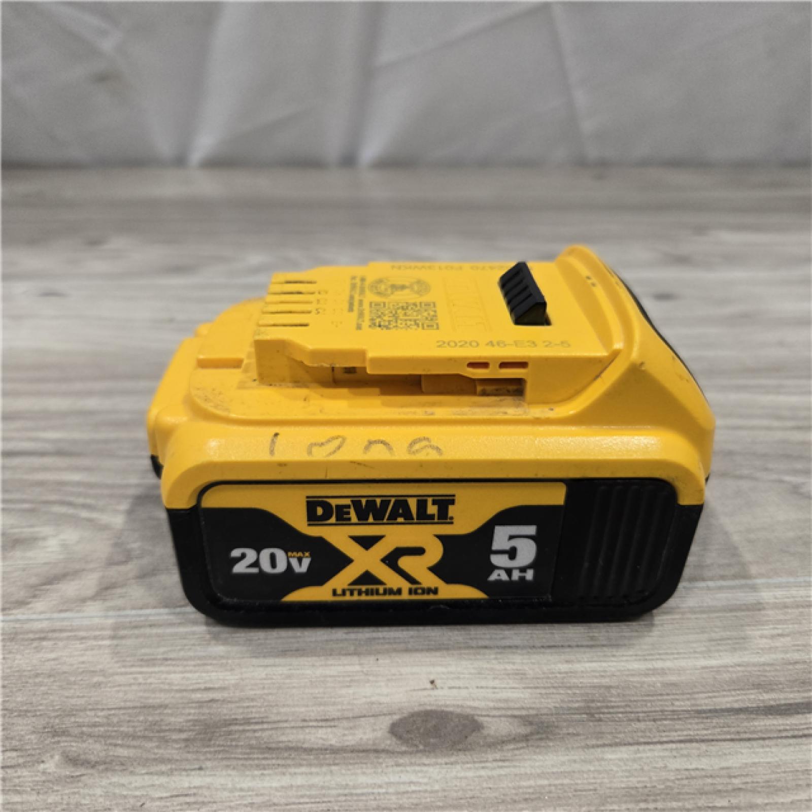 AS-IS DEWALT 20-Volt Maximum XR 5.0 Ah Battery Pack and Charger