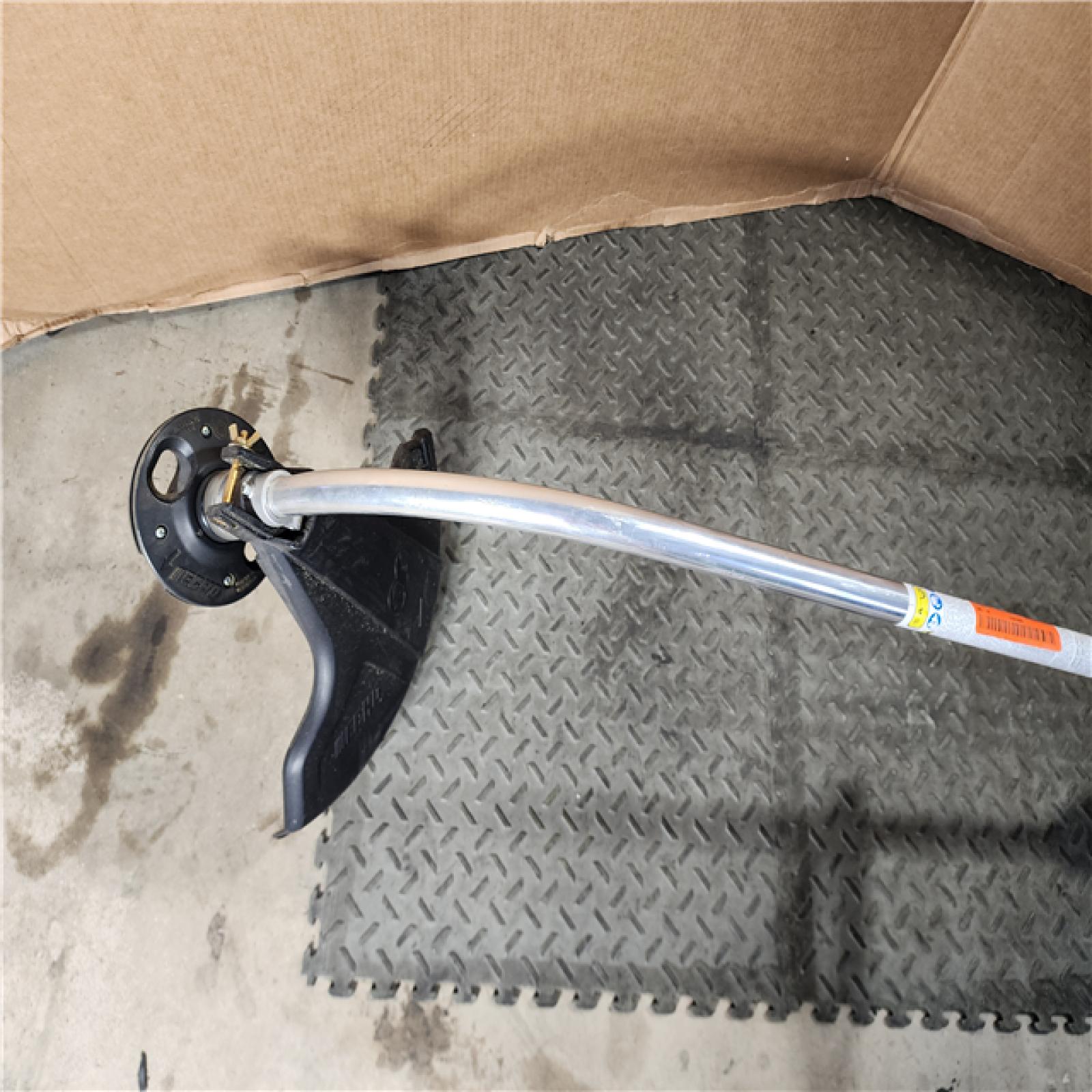 HOUSTON LOCATION - AS-IS Echo GT-225 21.2cc 2 Stroke Lightweight Durable Gas Curved Shaft String Trimmer