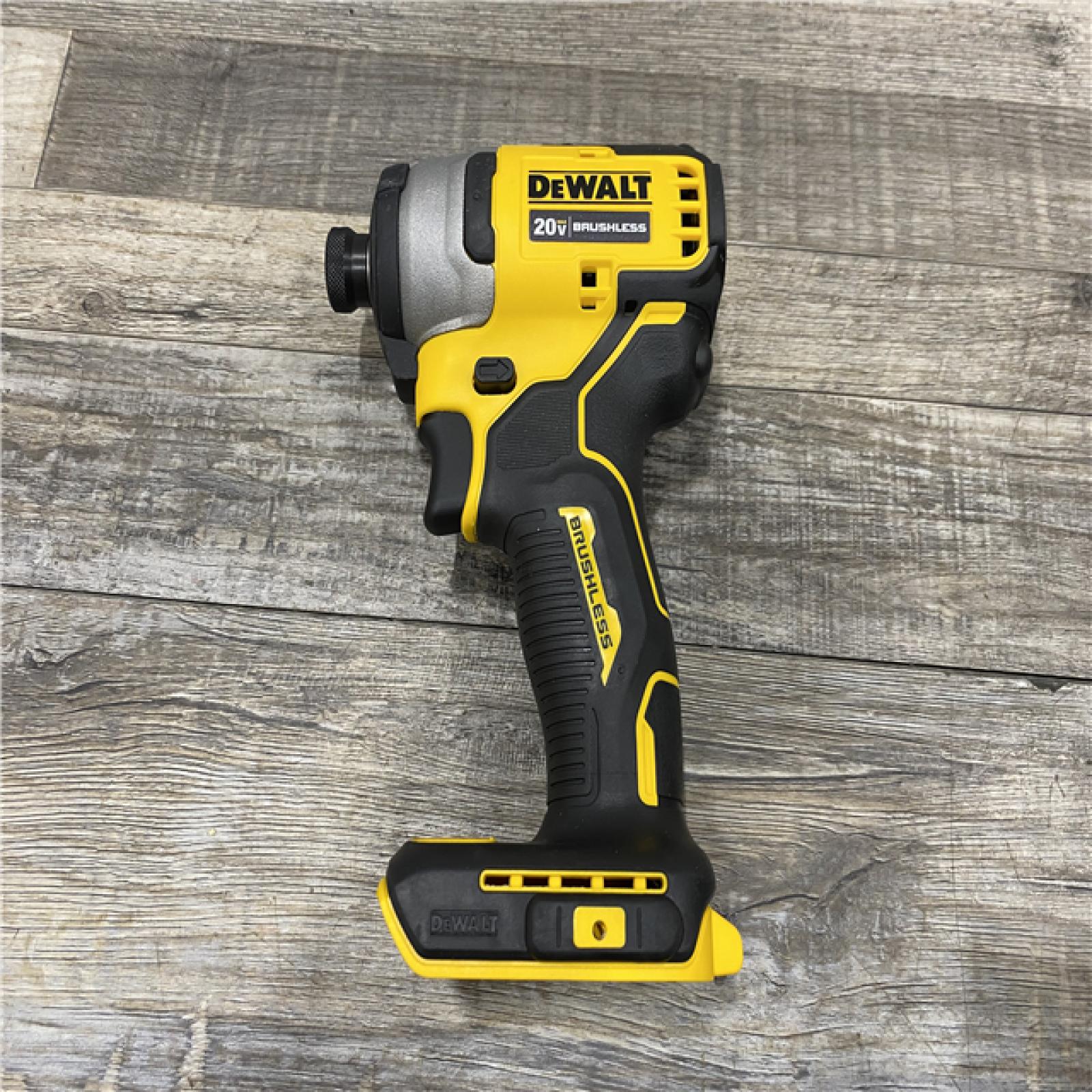 AS-IS DEWALT Atomic 20V Max Lithium-Ion Brushless Cordless Compact 1/4 in. Impact Driver Kit