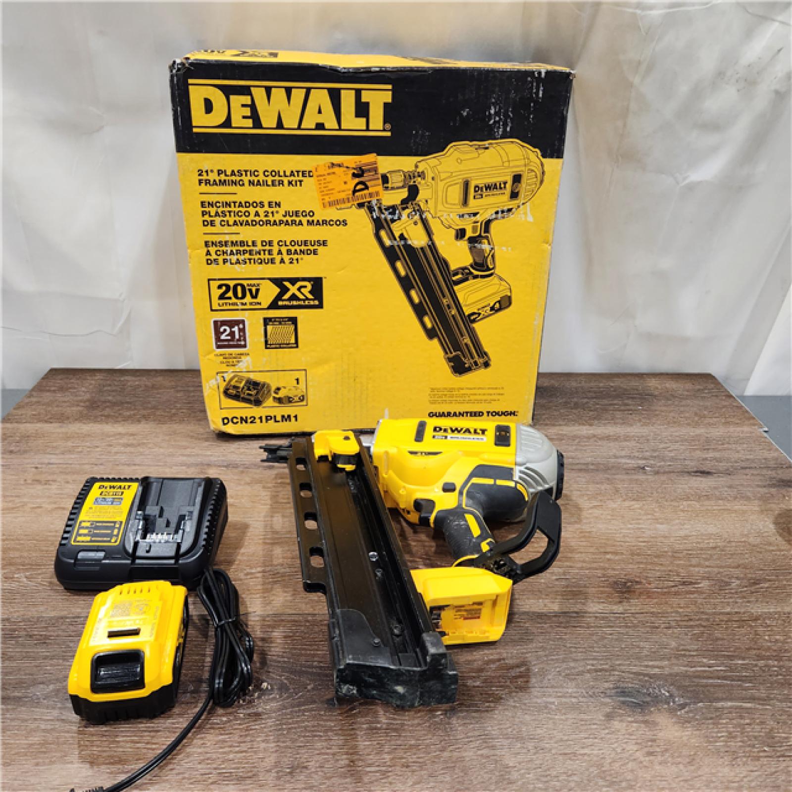 AS-IS DeWalt 20V MAX Collated Cordless Framing Nailer (Tool included battery & charge)