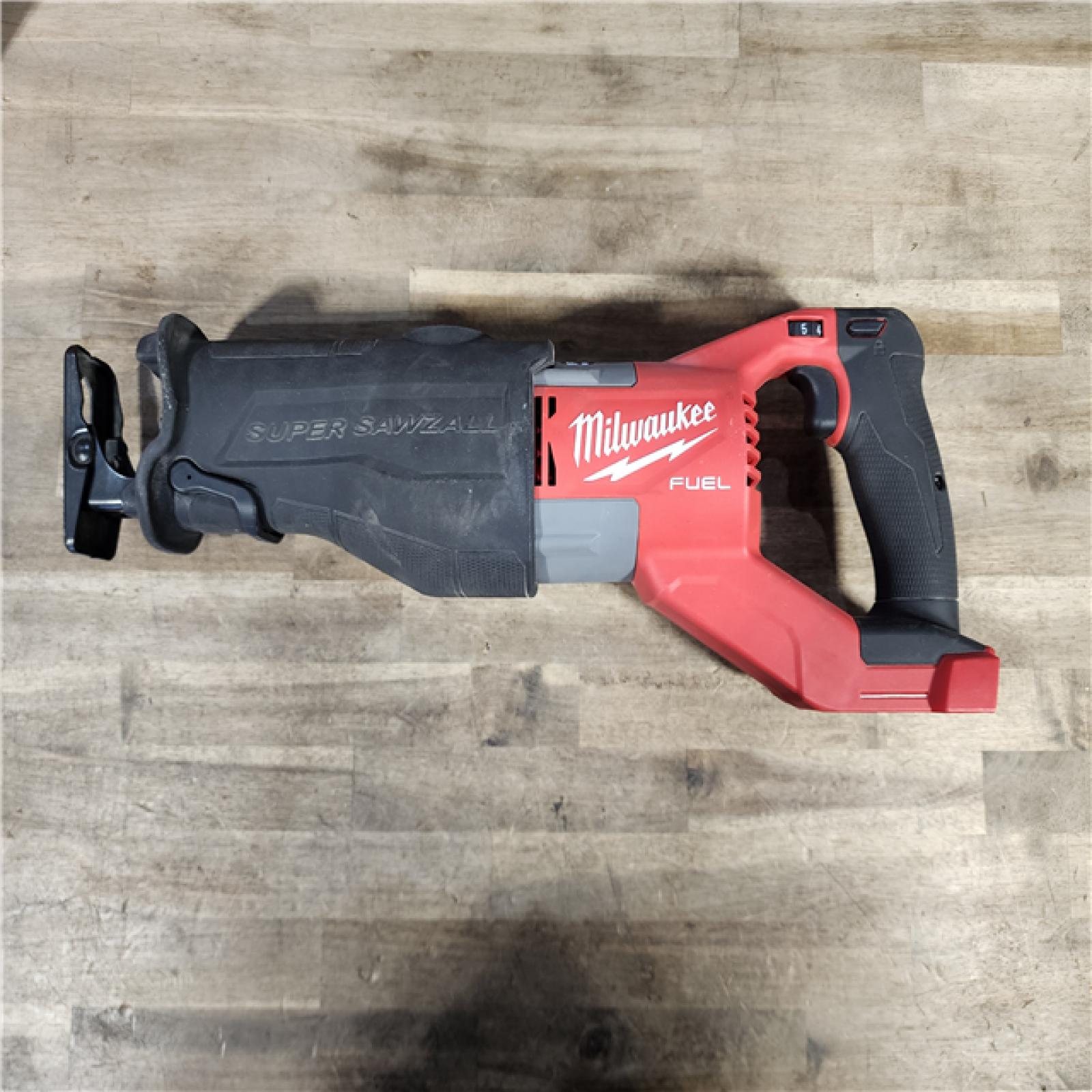 HOUSTON LOCATION - AS-IS Milwaukee M18 Fuel 18V Brushless Super Sawzall Reciprocating Saw 2722-20 (Bare Tool)