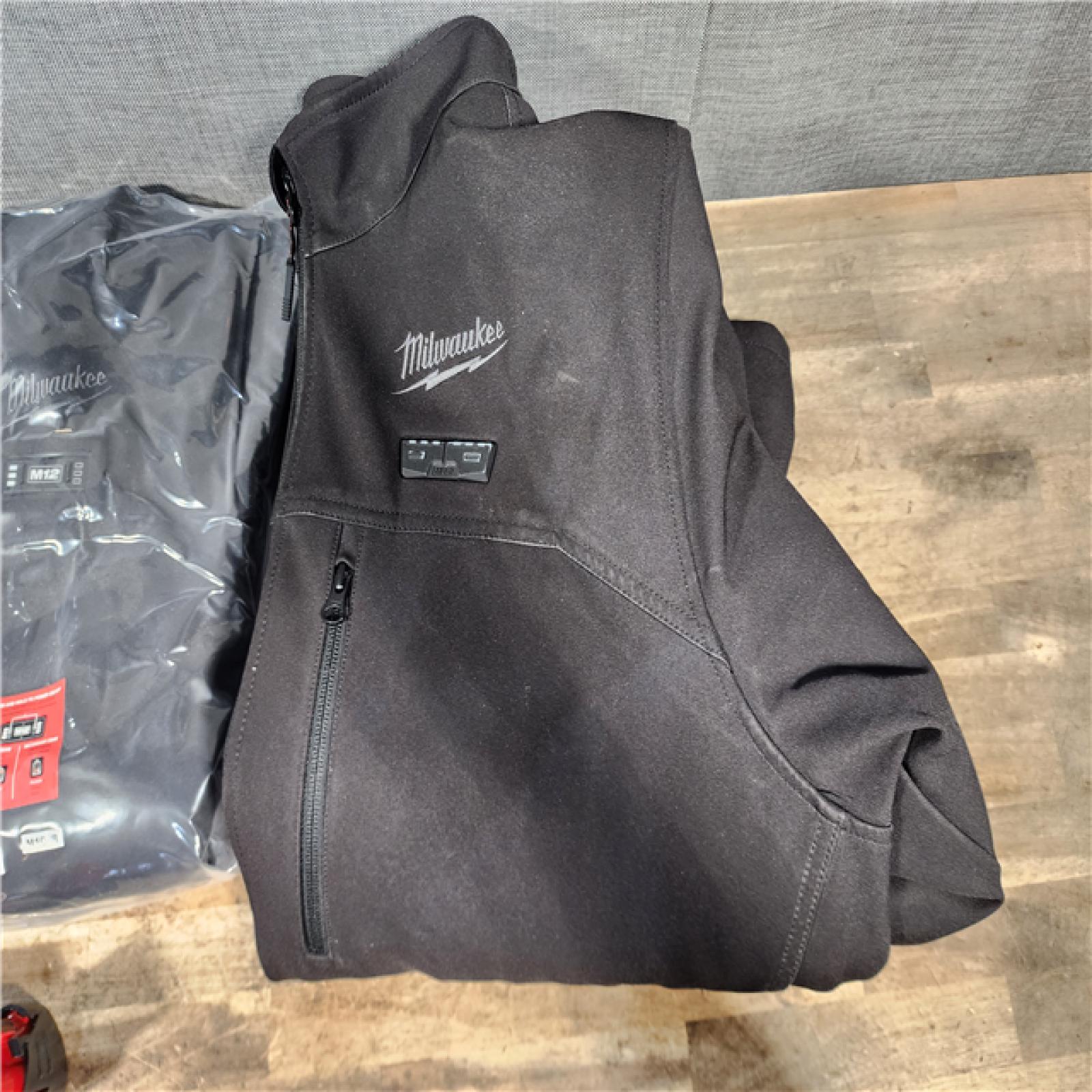 HOUSTON LOCATION MILWAUKEE 2 HEATED CLOTHING COMBO KIT