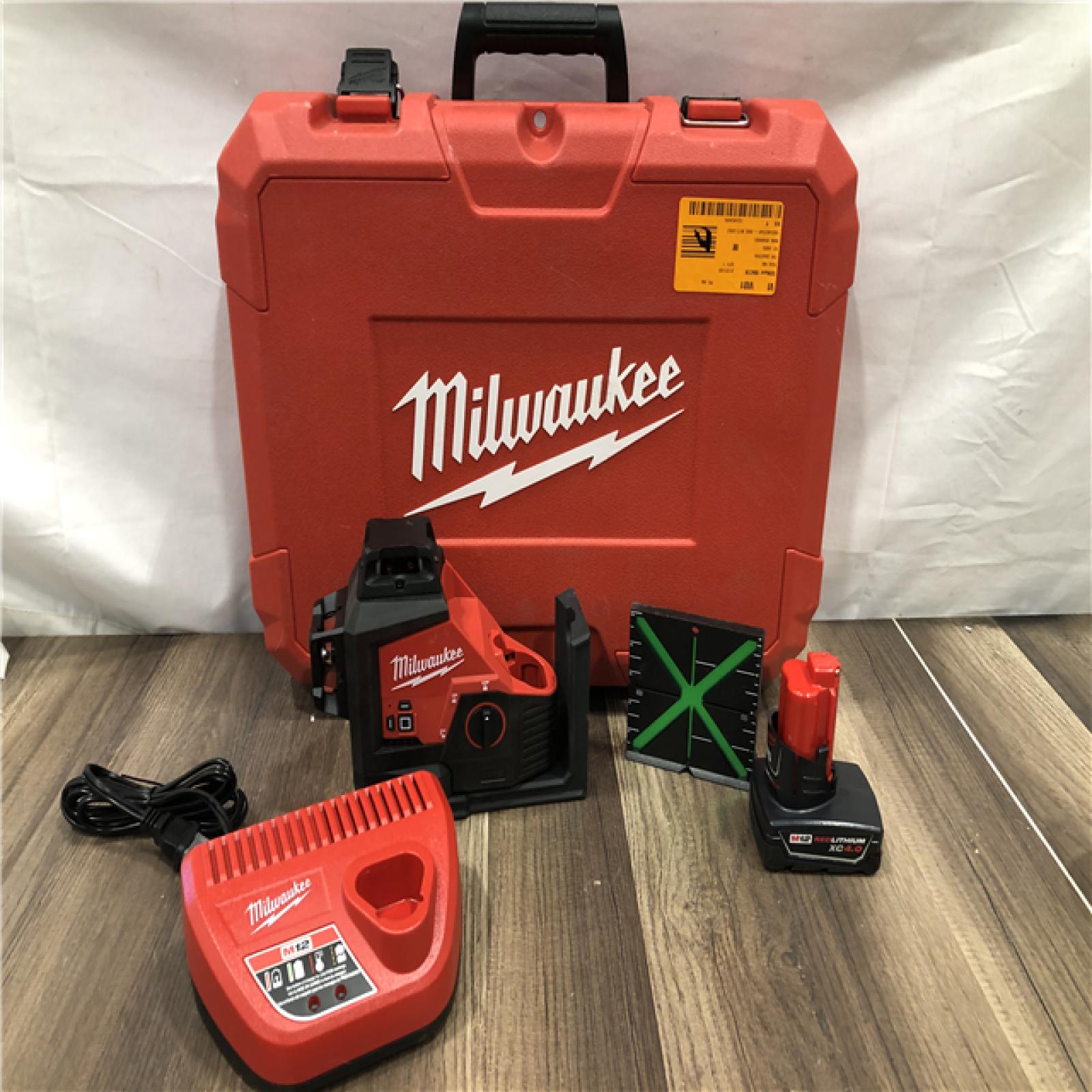 AS-IS Milwaukee 12-Volt Lithium-Ion Cordless Green 250 ft. 3-Plane Laser Level Kit