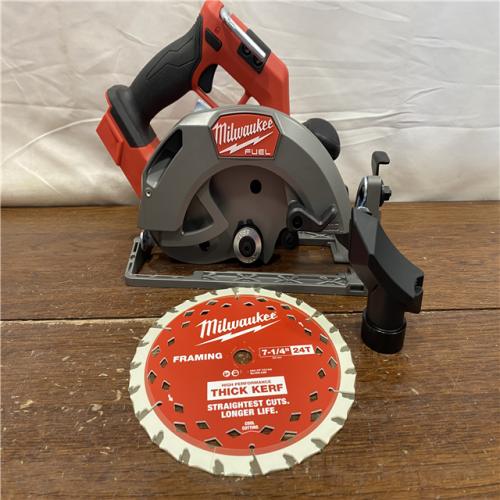 AS-IS Milwaukee Tools M18 FUEL 7-1/4 Circular Saw (Tool Only) 2834-20