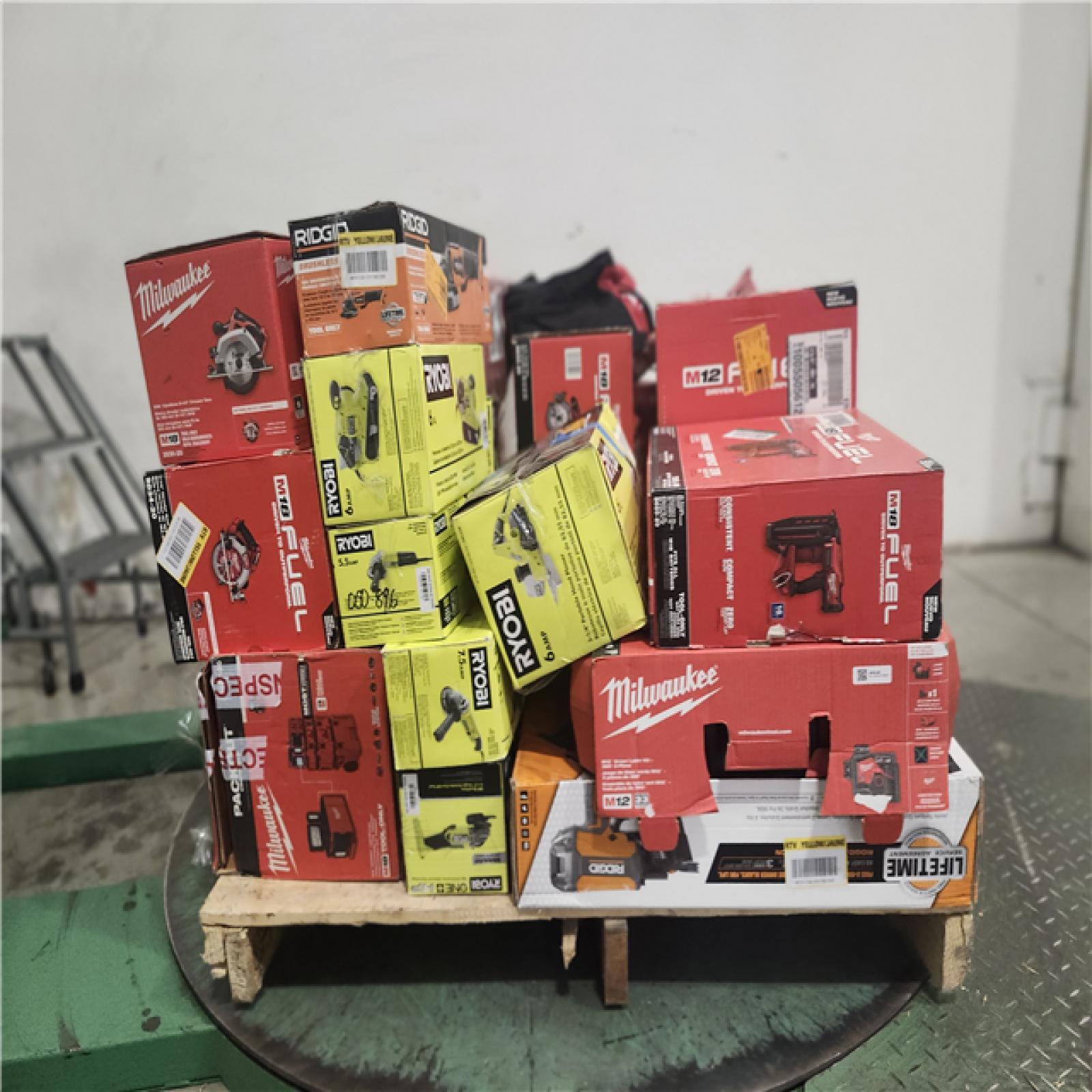 Dallas Location - As-Is Tool Pallet