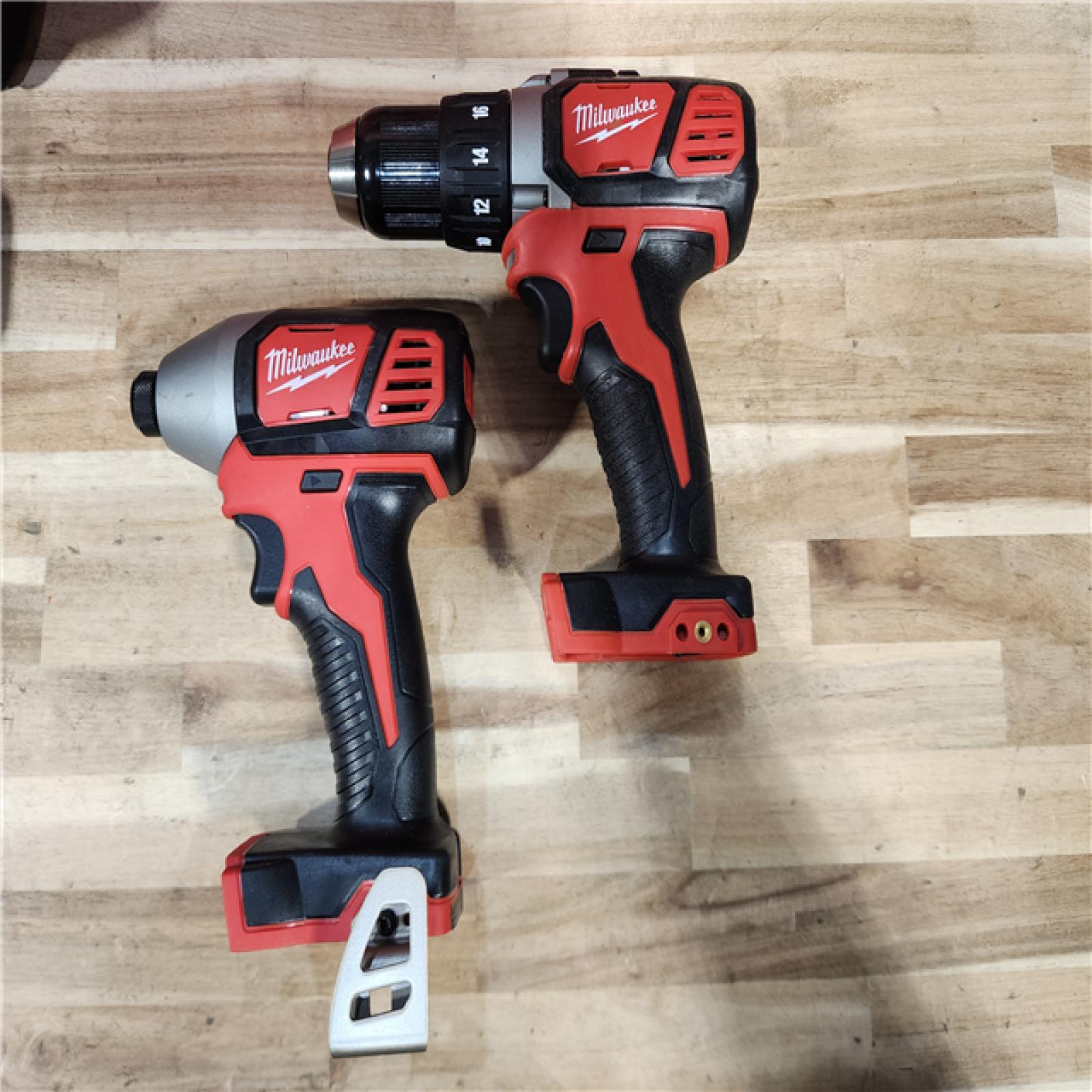HOUSTON LOCATION - AS-IS Milwaukee M18 Brushed Cordless (2-Tool) Drill/Driver and Impact Driver Kit