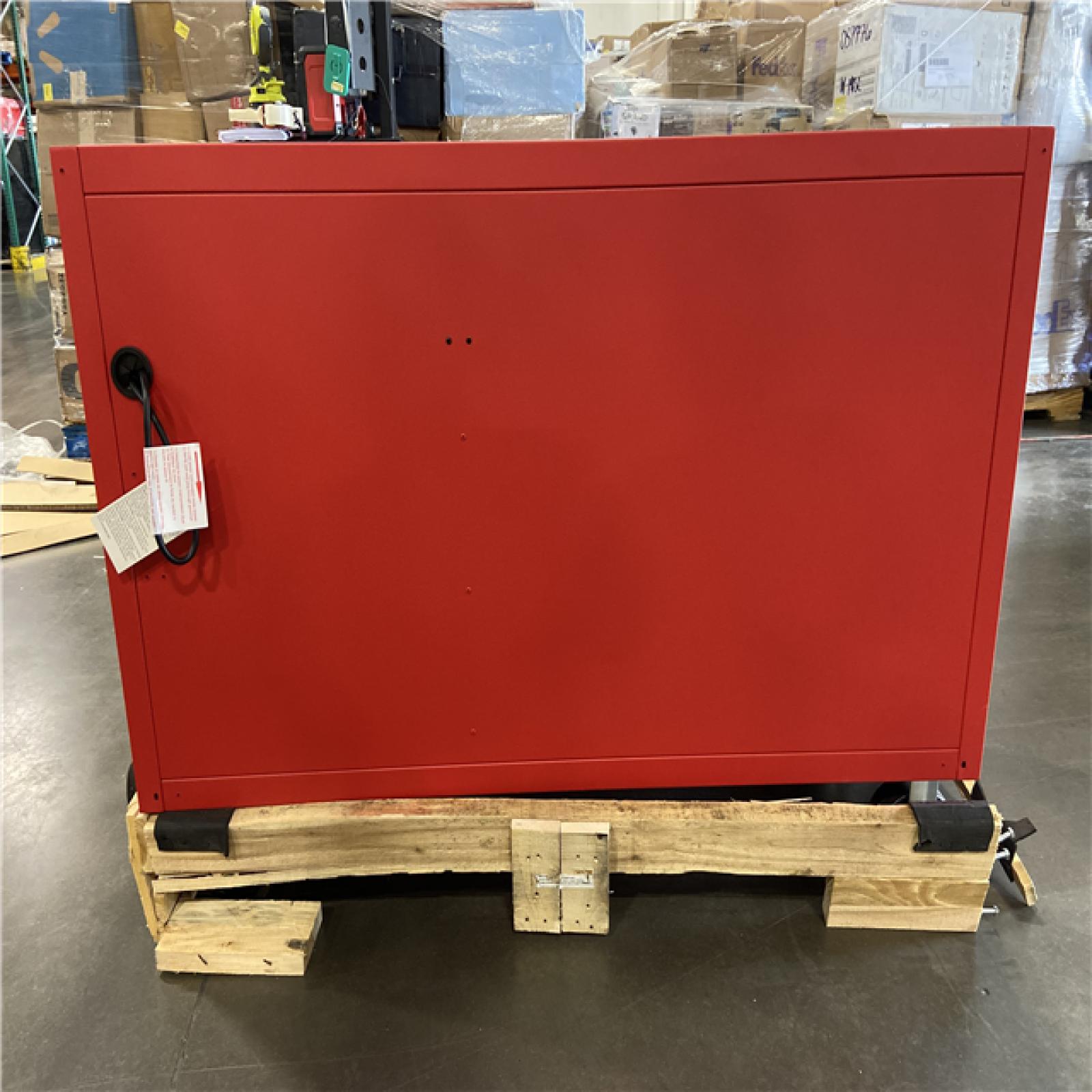 DALLAS LOCATION - Milwaukee High Capacity 56 in. W x 22 in. D 10-Drawer Rolling Tool Cabinet