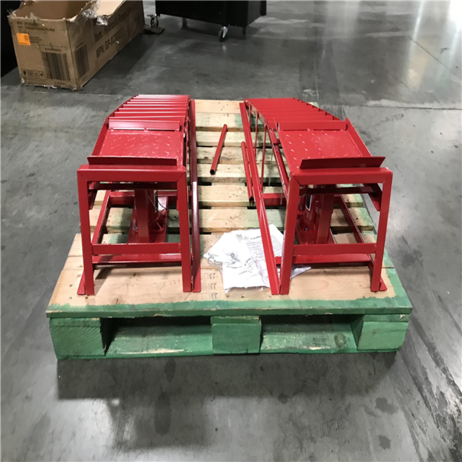 CALIFORNIA AS-IS HYDRAULIC RAMP LIFTS-red