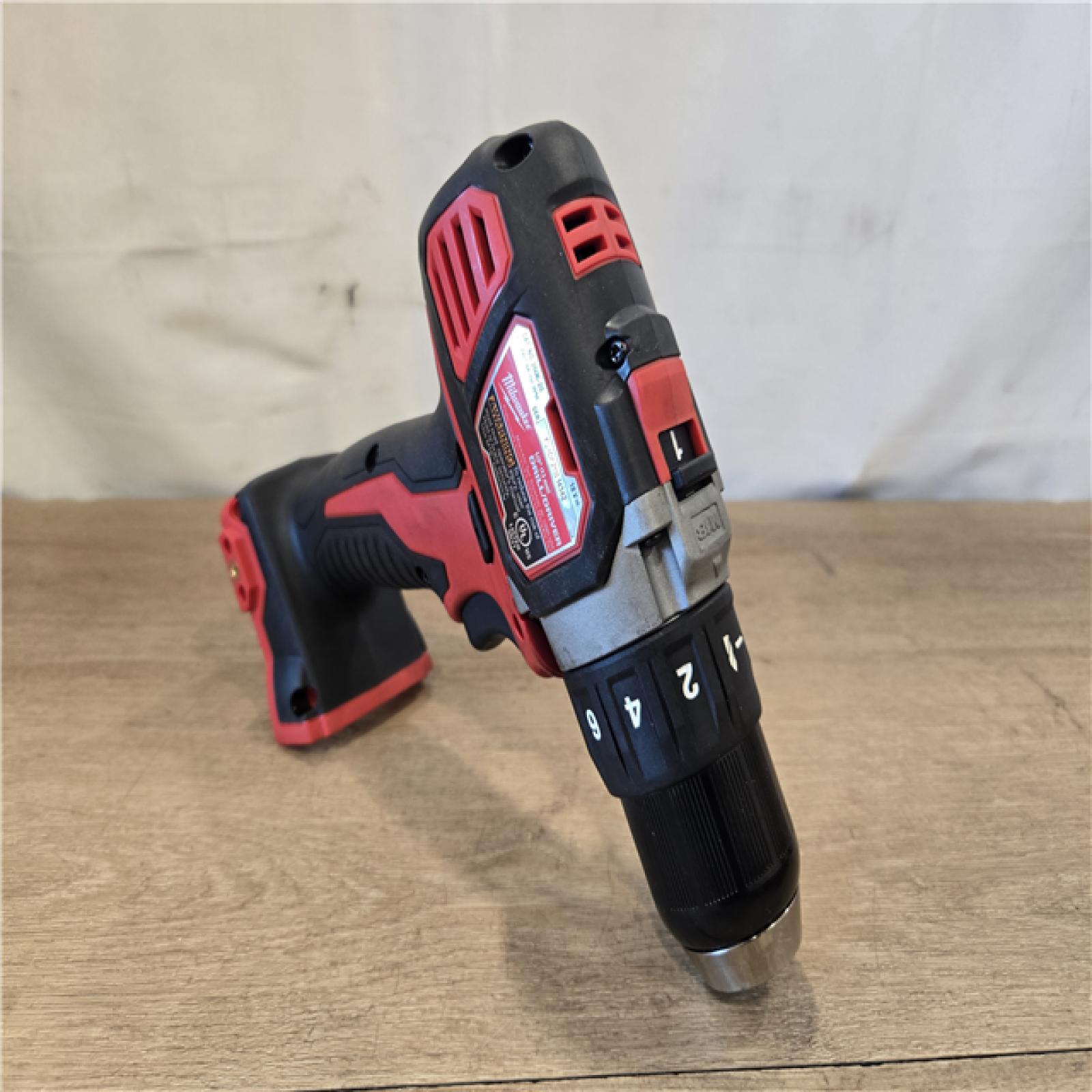 AS-IS Milwaukee 18V Lithium-Ion Cordless Drill Driver/Impact Driver Combo Kit