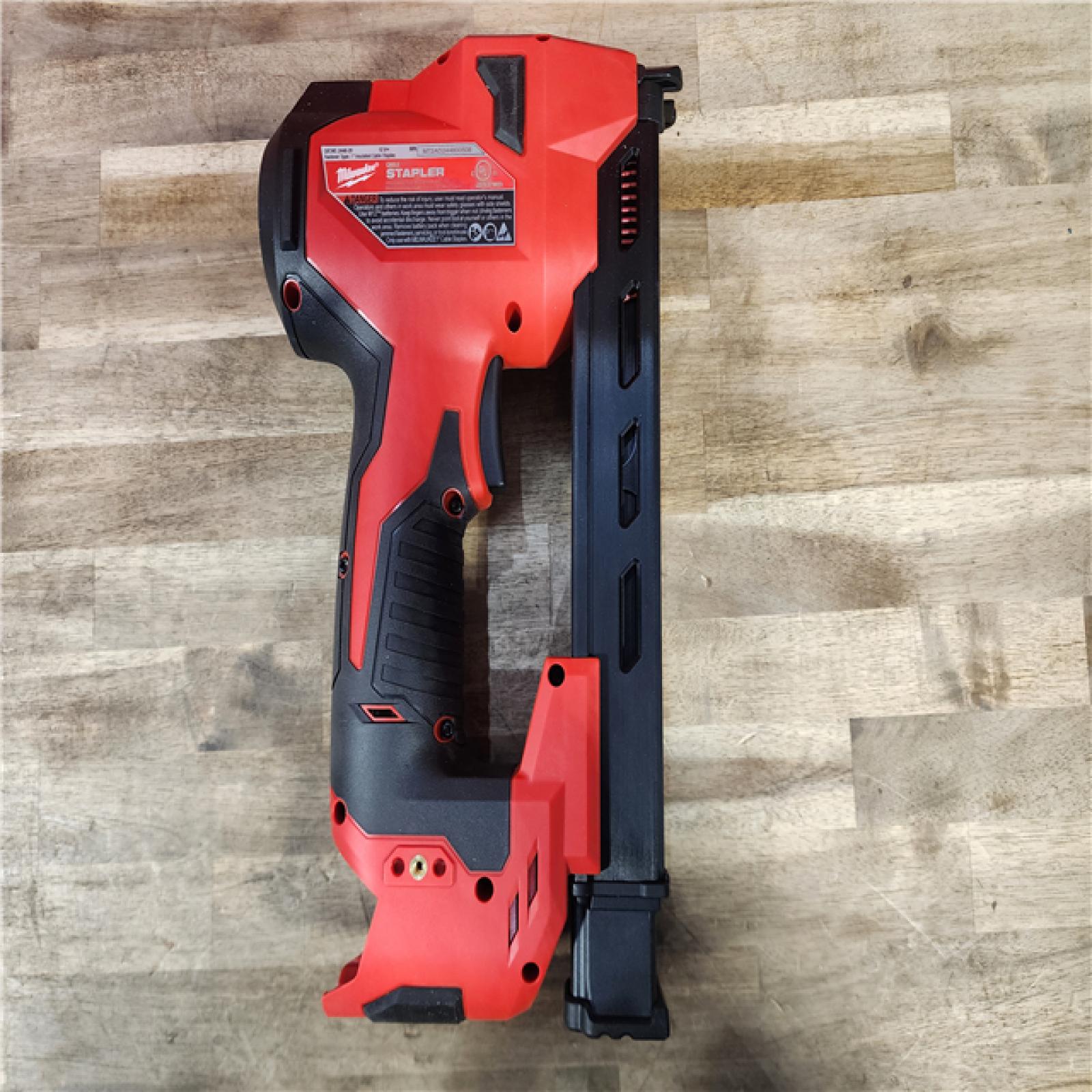 HOUSTON LOCATION - AS-IS Milwaukee Tool 2448-21 Lithium-Ion Cordless Cable Stapler Nailer Kit with 2.0Ah Battery  12-Volt