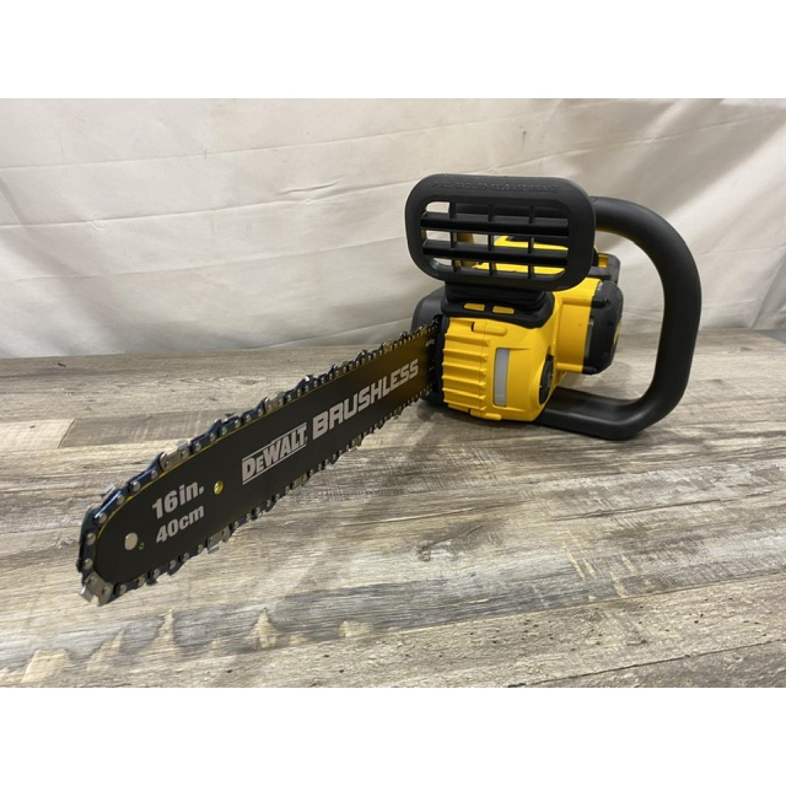 AS-IS DEWALT FLEXVOLT 60V MAX 16in. Brushless Cordless Battery Powered Chainsaw Kit